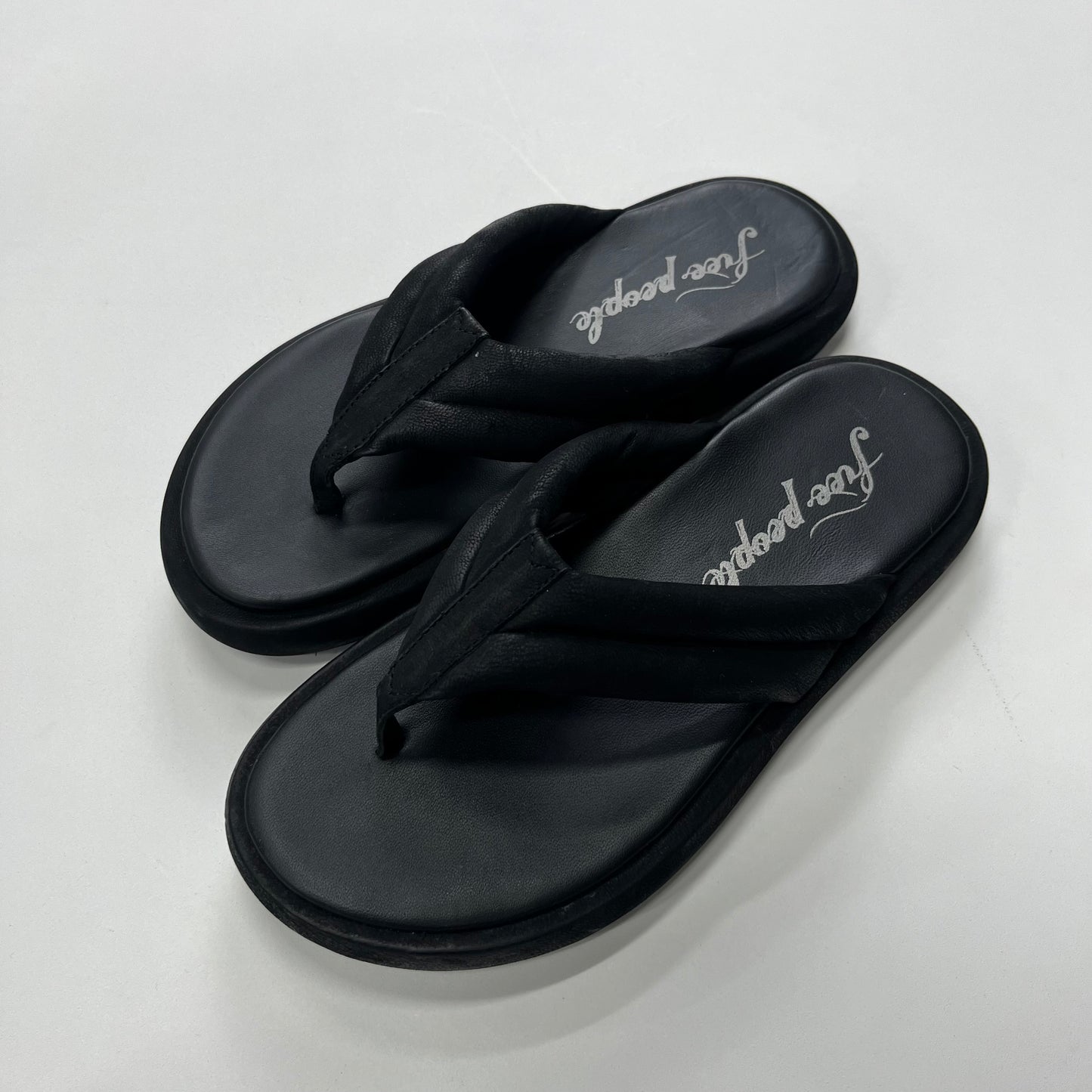 Sandals Flip Flops By Free People Size: 7.5