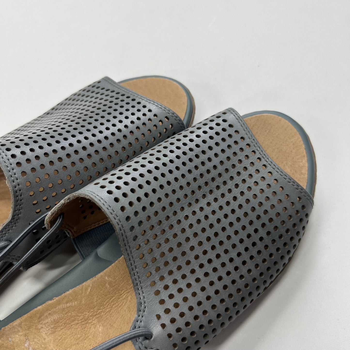 Sandals Flats By Earth Size: 7.5