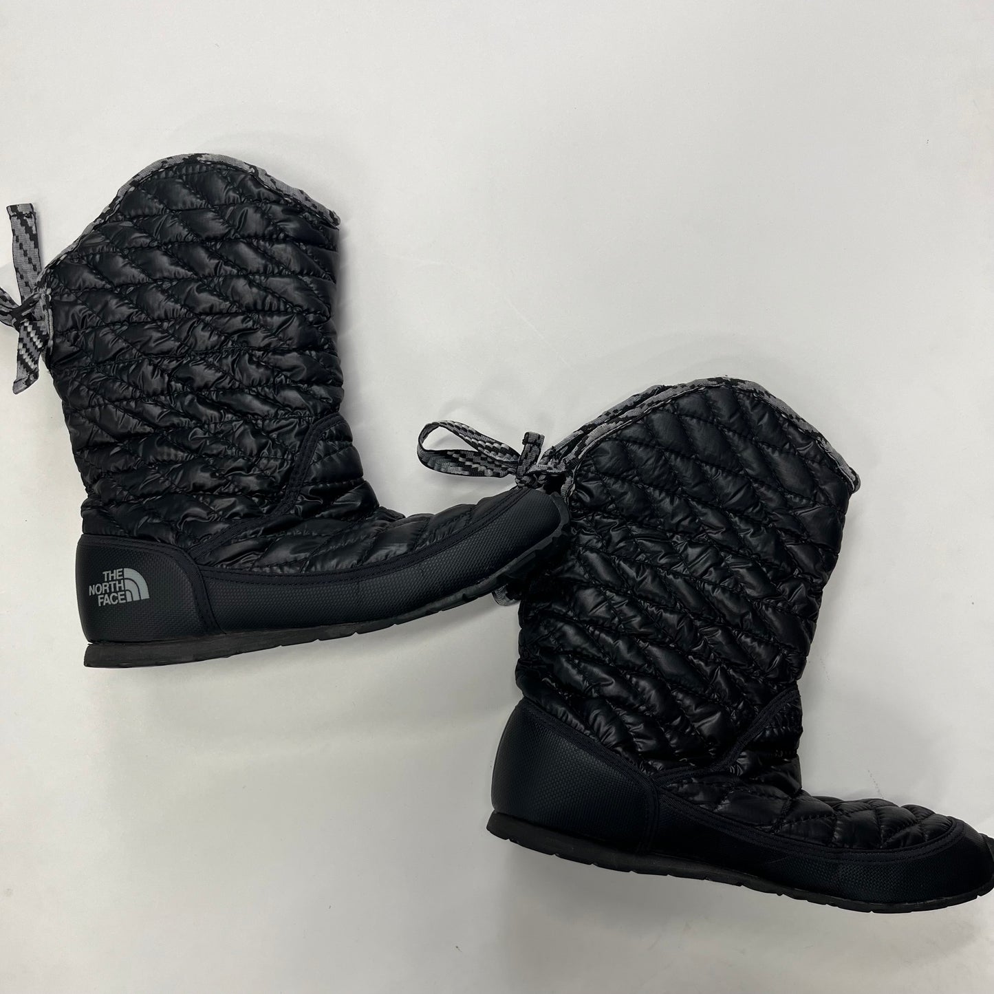 Boots Ankle Flats By North Face Size: 9