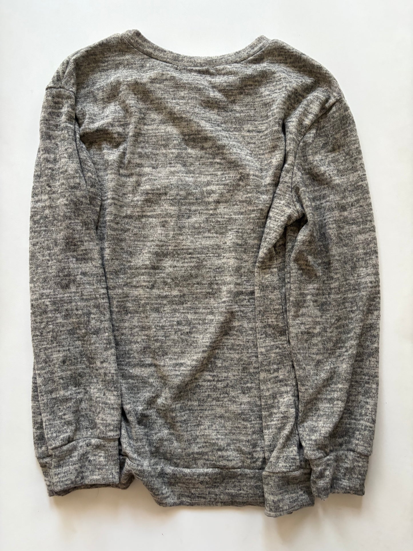 Top Long Sleeve By Perfect Peach In Grey, Size: S