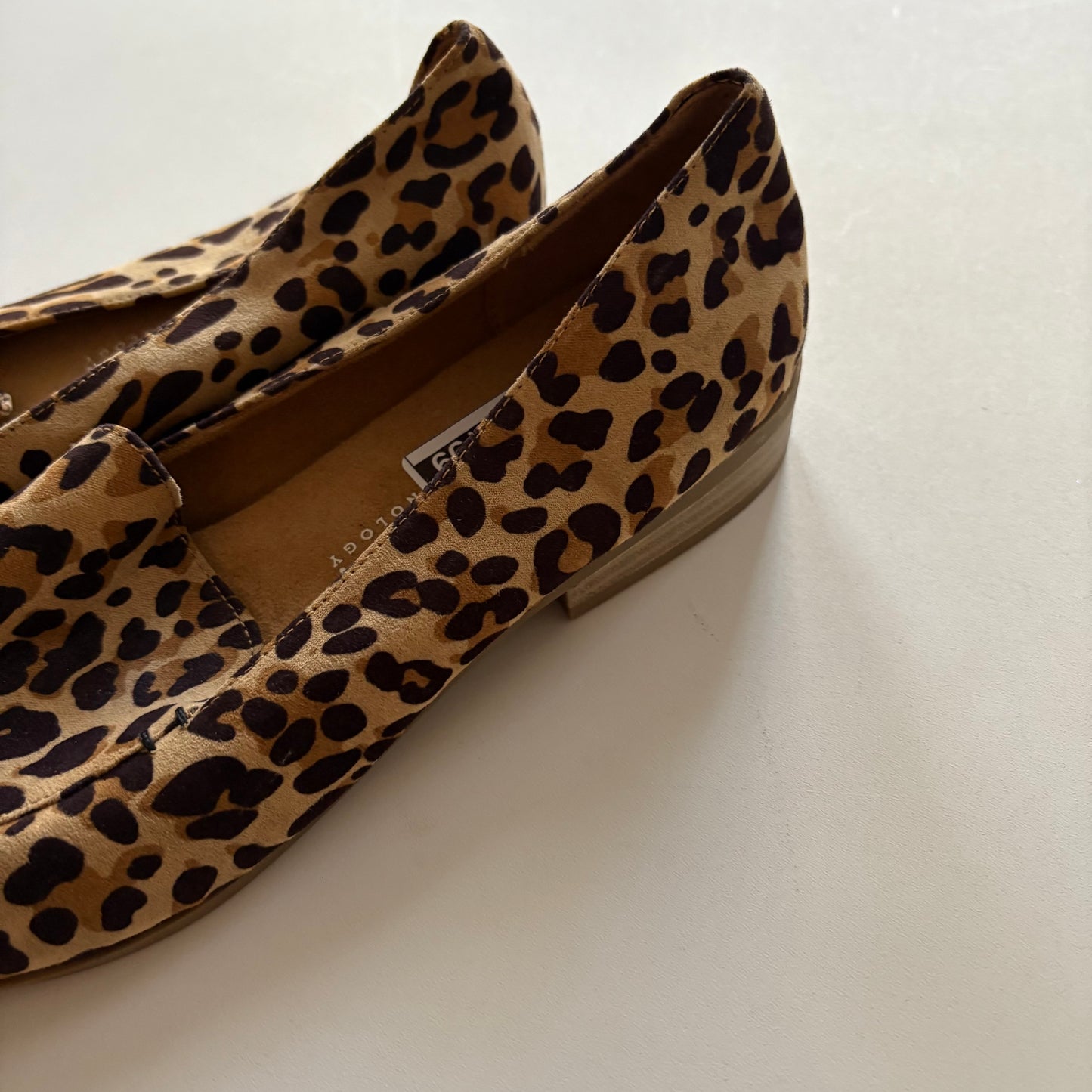 Shoes Flats By Dr Scholls In Animal Print, Size: 8.5