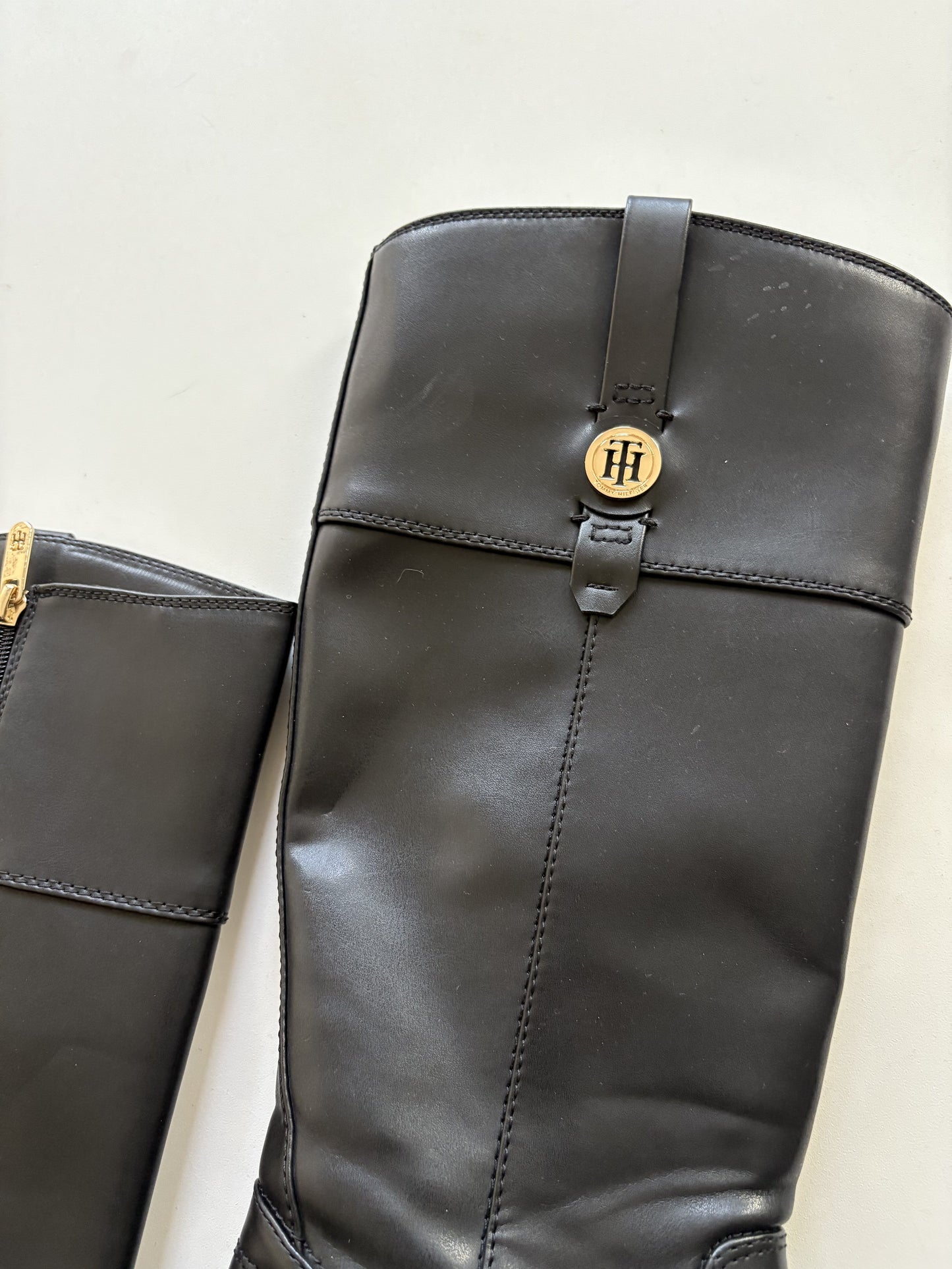 Boots Knee Flats By Tommy Hilfiger Size: 9.5