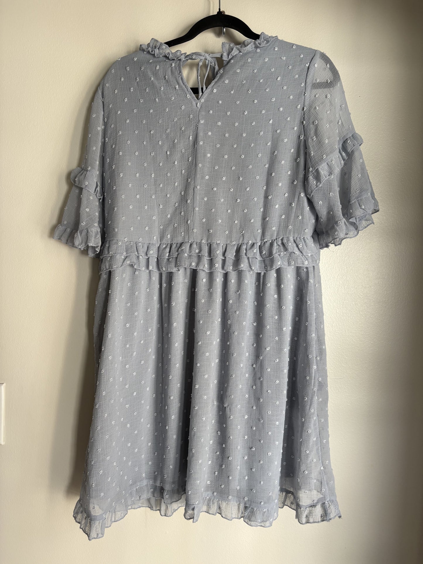 Dress Casual Midi By Listicle Size: M