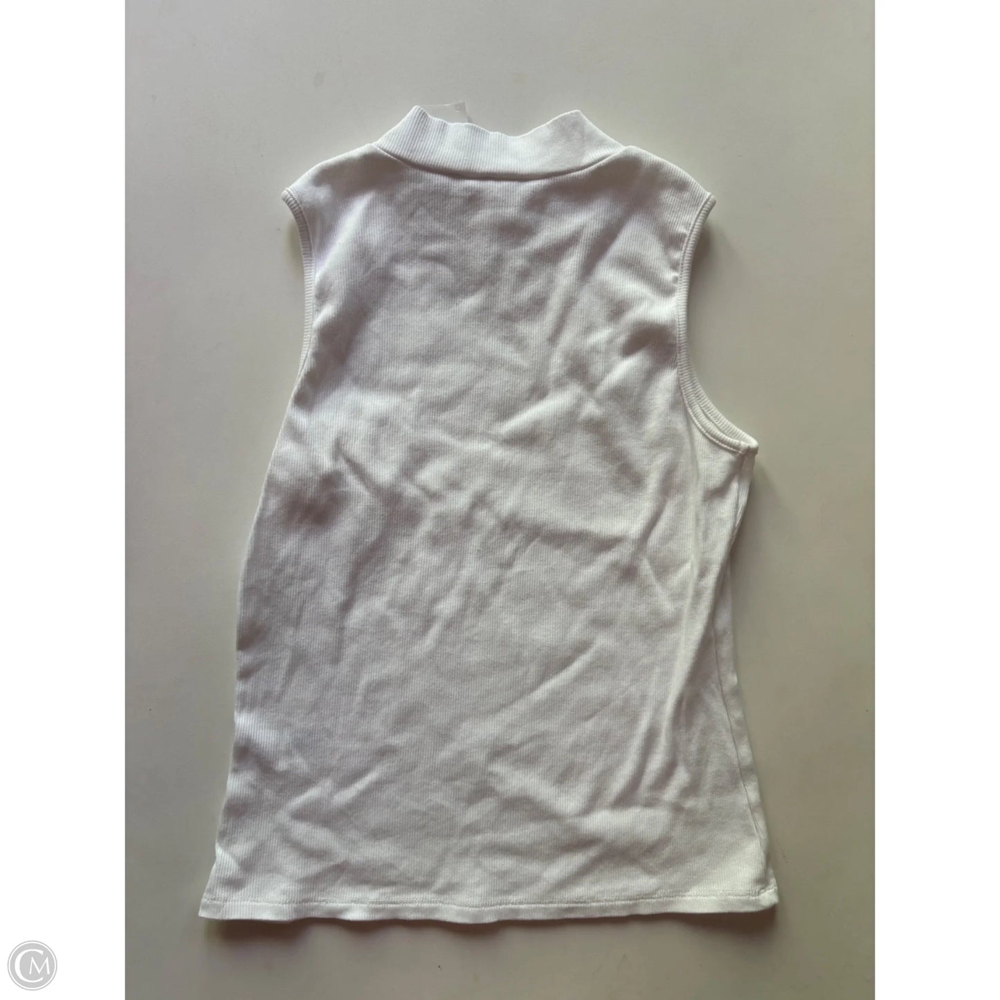 Top Sleeveless By Cyrus Knits In White, Size: M