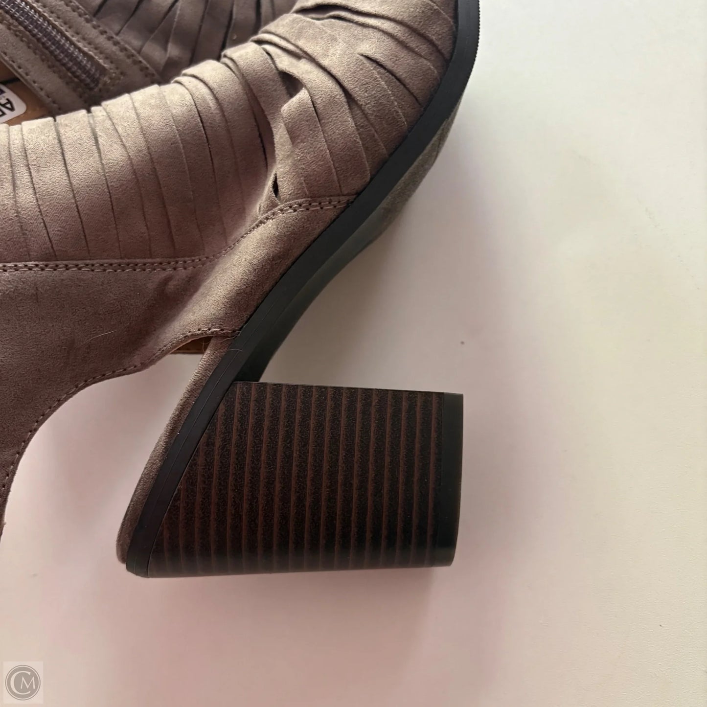 Shoes Heels Block By New Directions In Brown, Size: 8