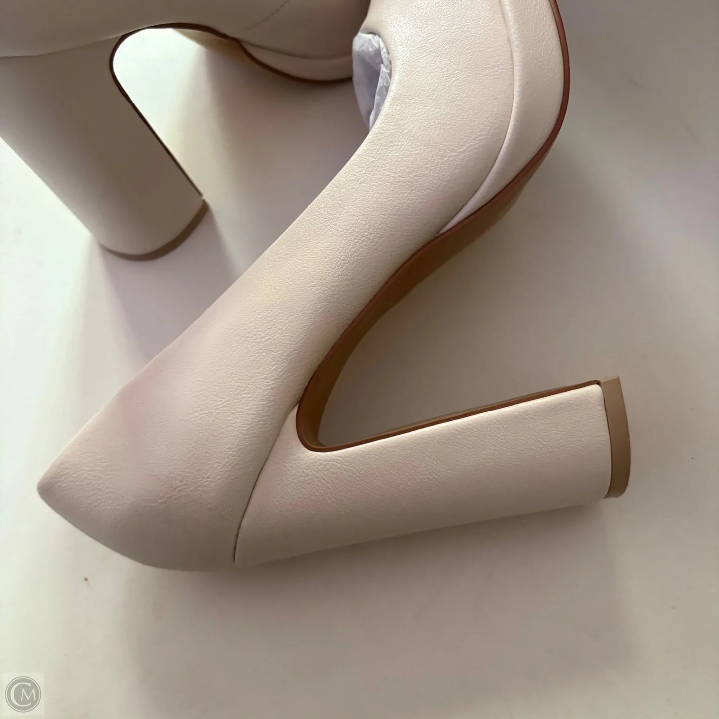 Shoes Heels Block By Gabrielle In Cream, Size: 8.5