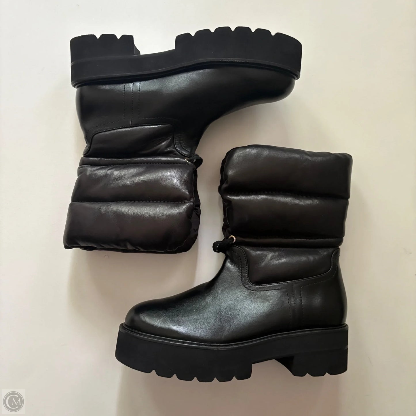 Boots Designer By Stuart Weitzman In Black, Size: 7