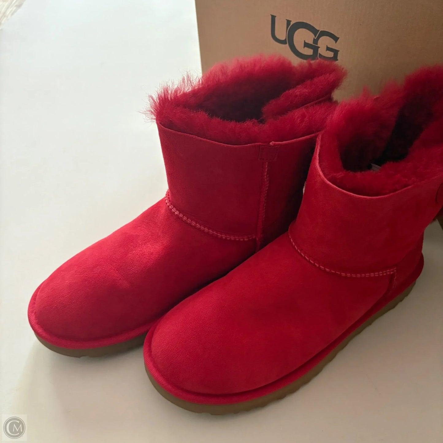 Boots Designer By Ugg In Red, Size: 8