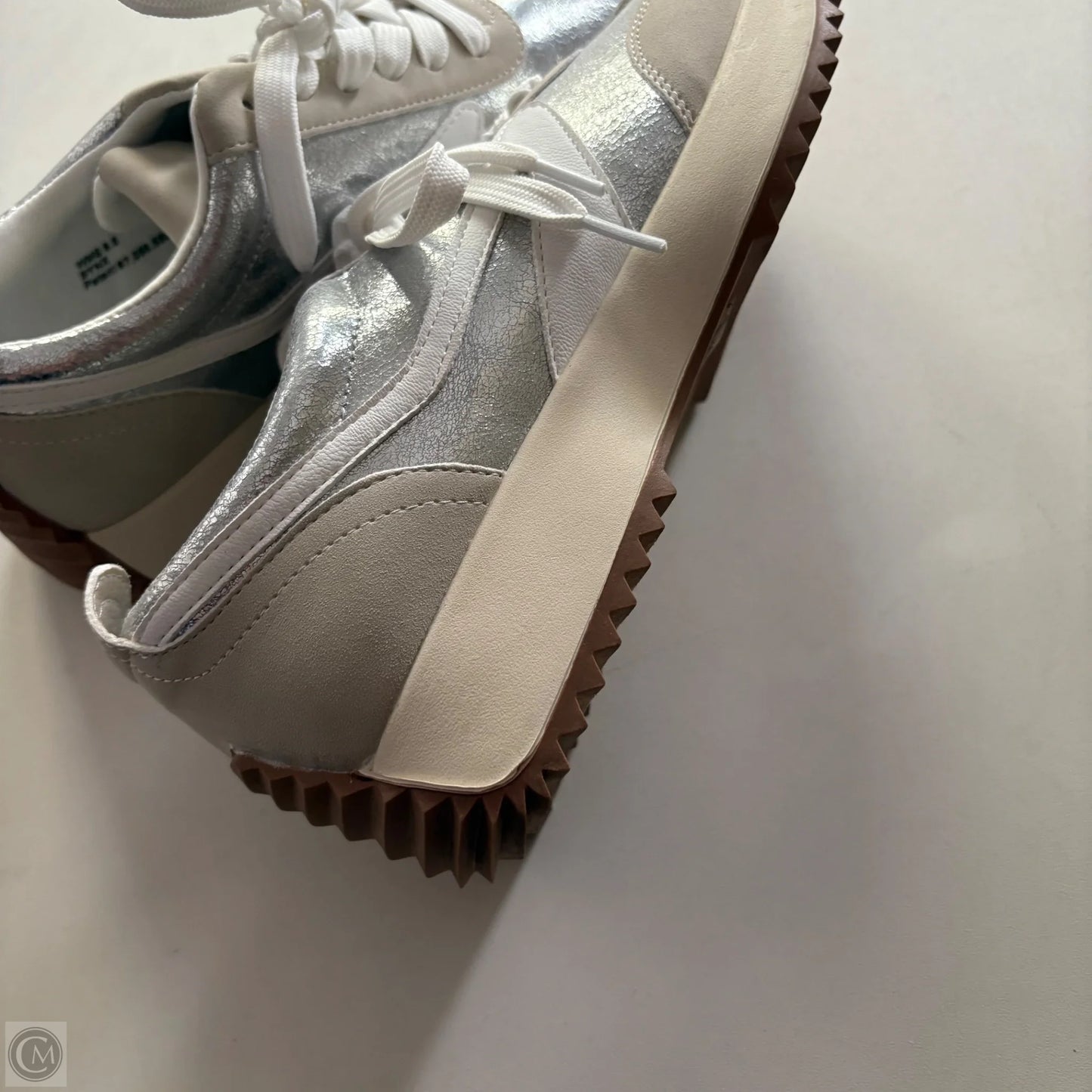 Shoes Athletic By Dolce Vita In Silver, Size: 8.5