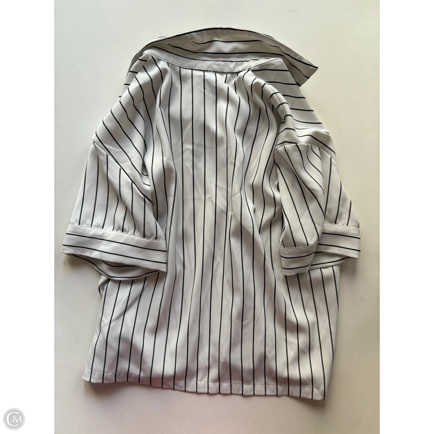 Top Short Sleeve By Modern Works In Striped Pattern, Size: M