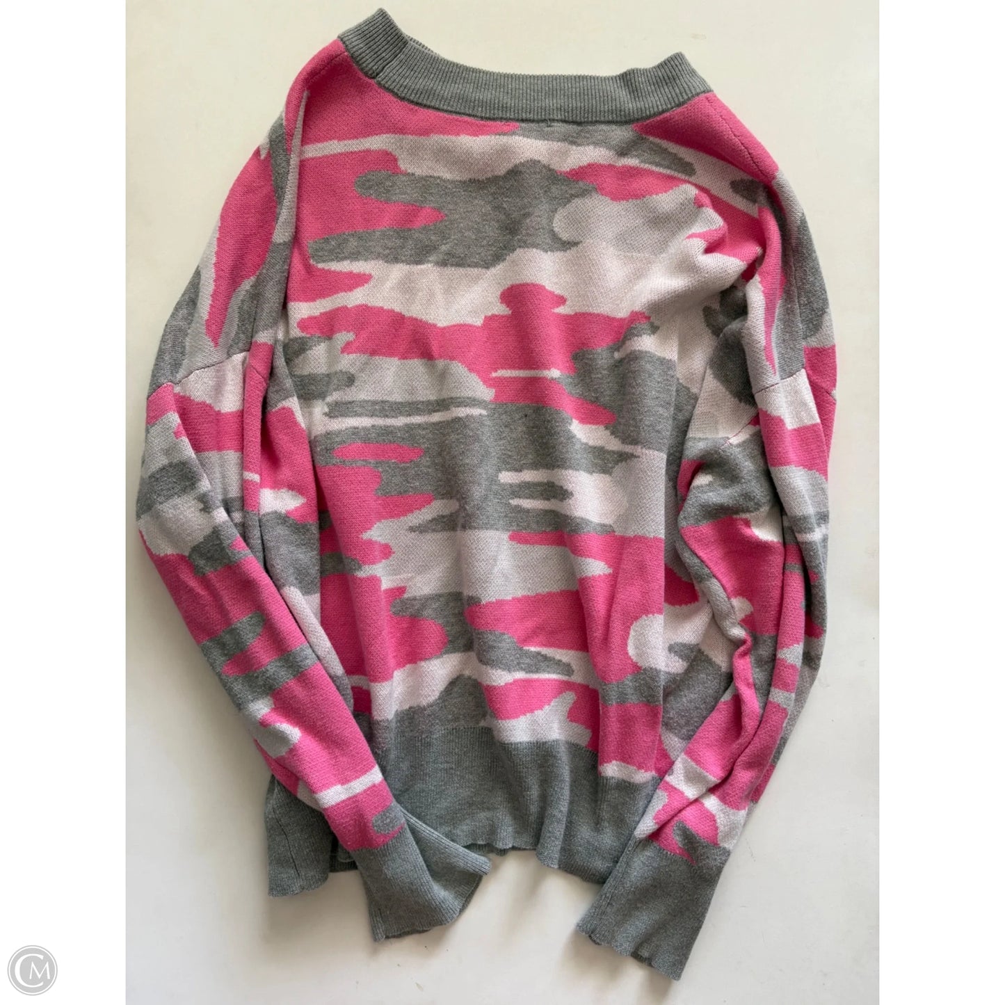 Sweater By Crown And Ivy In Camouflage Print, Size: M