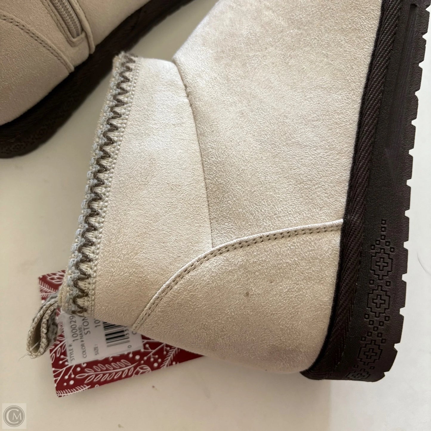 Boots Ankle Flats By Muk Luks In Cream, Size: 10