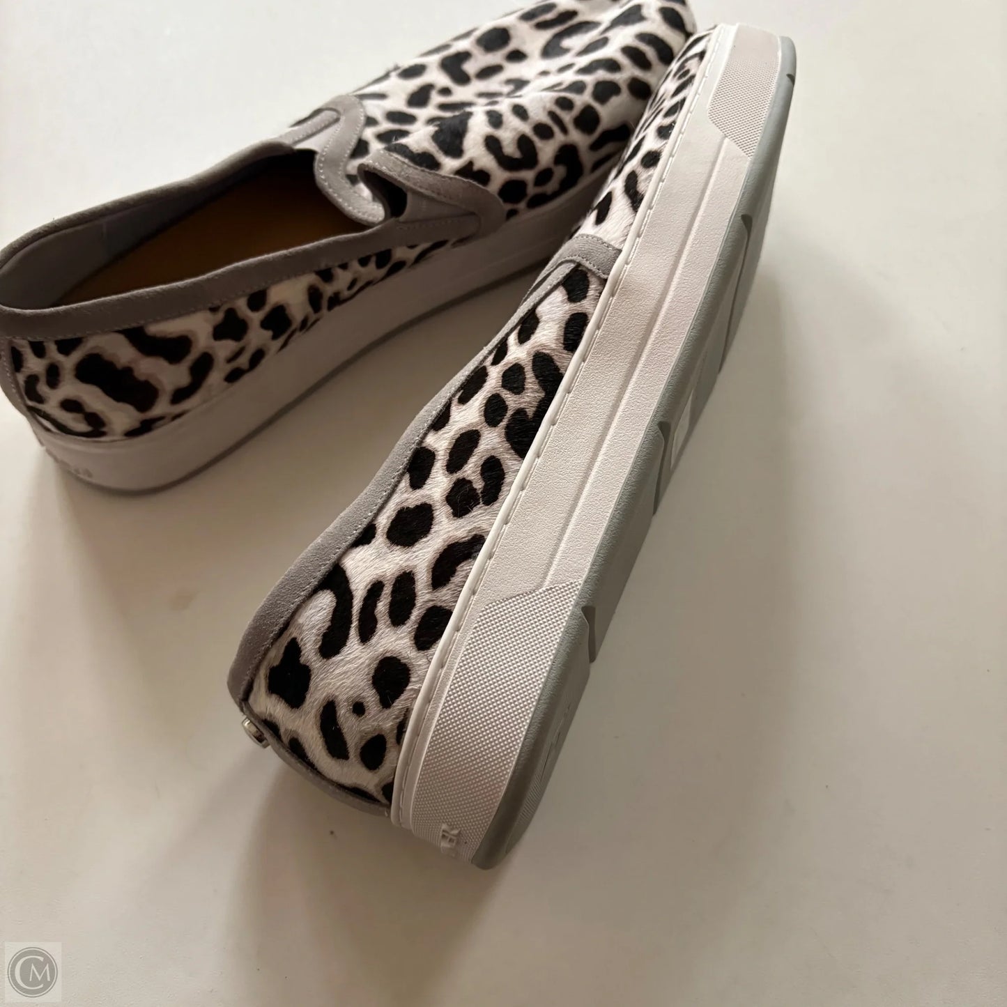 Shoes Sneakers By Vionic In Animal Print, Size: 11