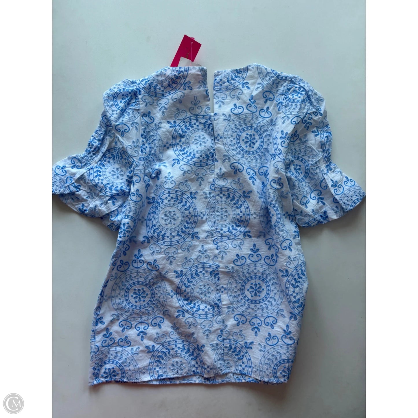 Top Short Sleeve Designer By Lilly Pulitzer In Blue, Size: Xs