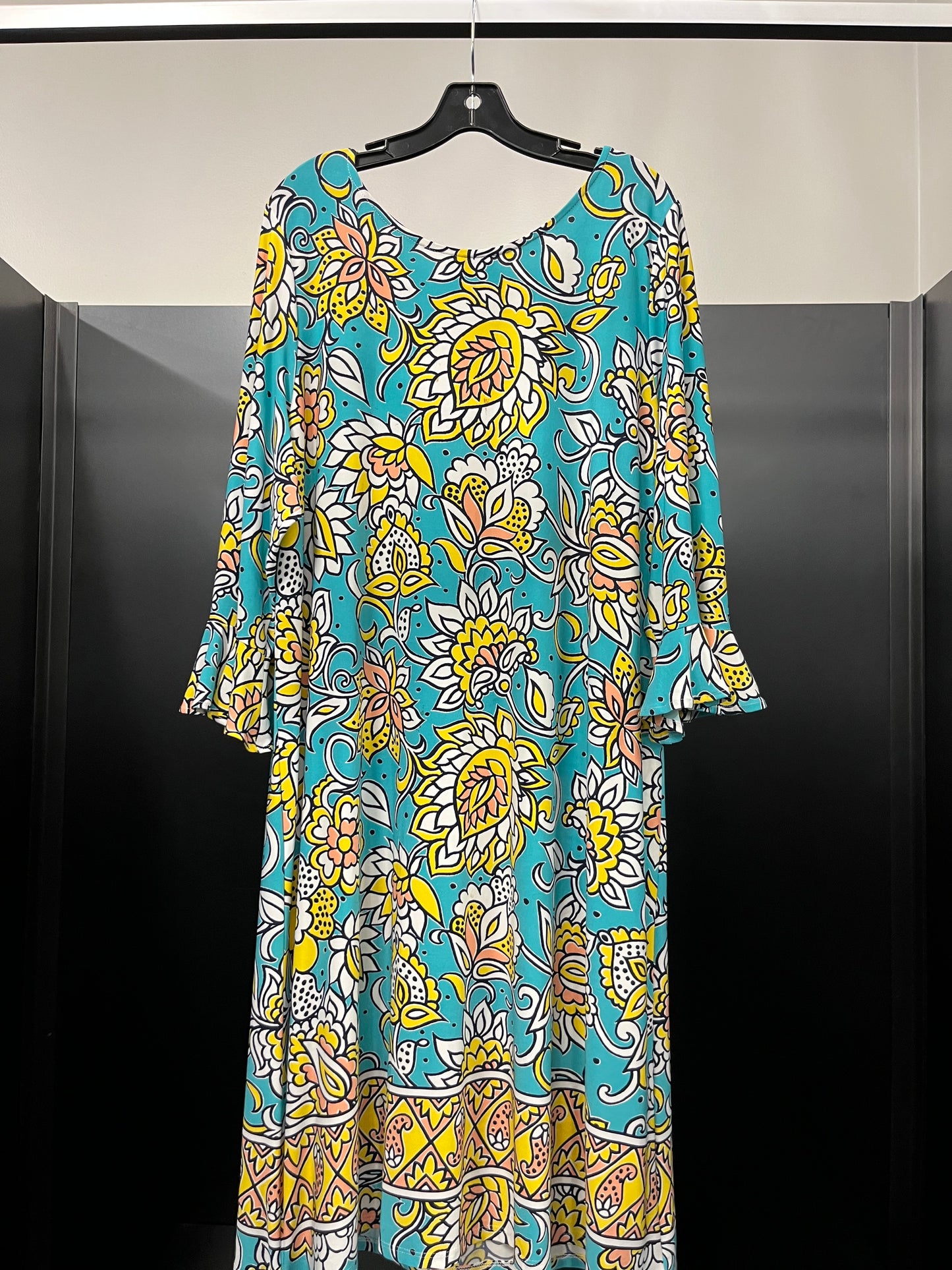 Dress Work By Leota Size: 3x