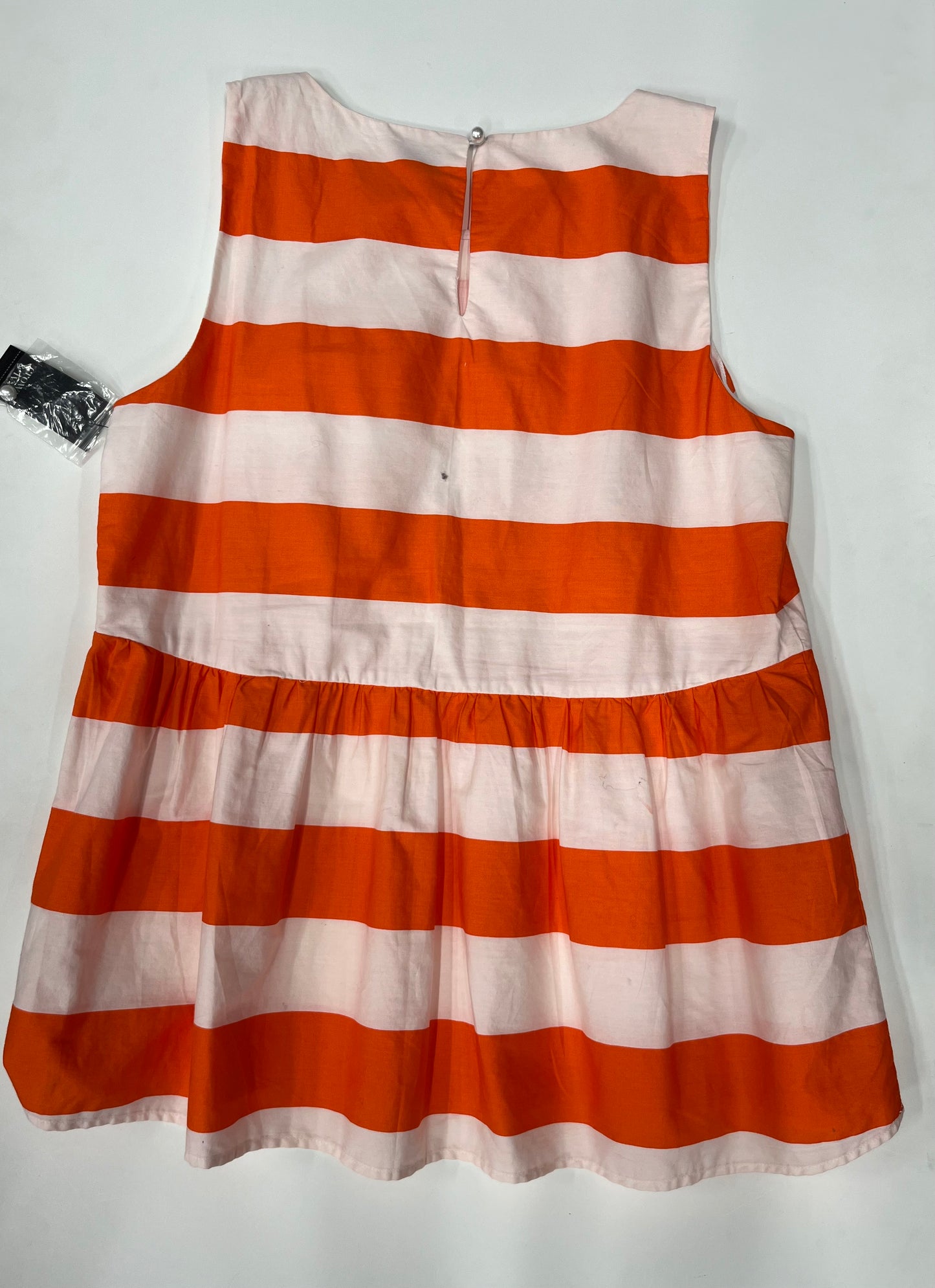 Top Sleeveless By Crown And Ivy NWT Size: M