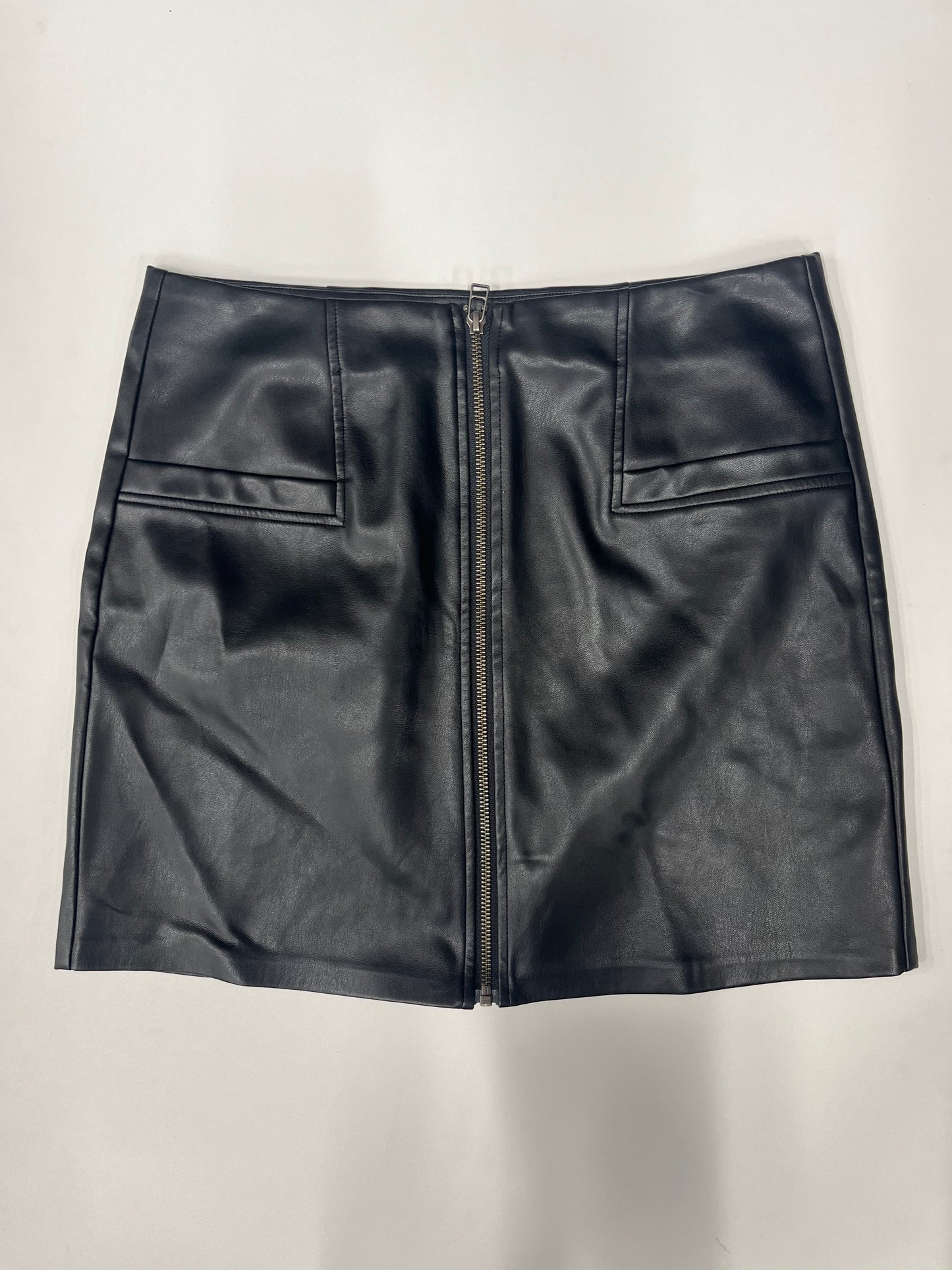 Skirt Mini & Short By Gfc Size: 6