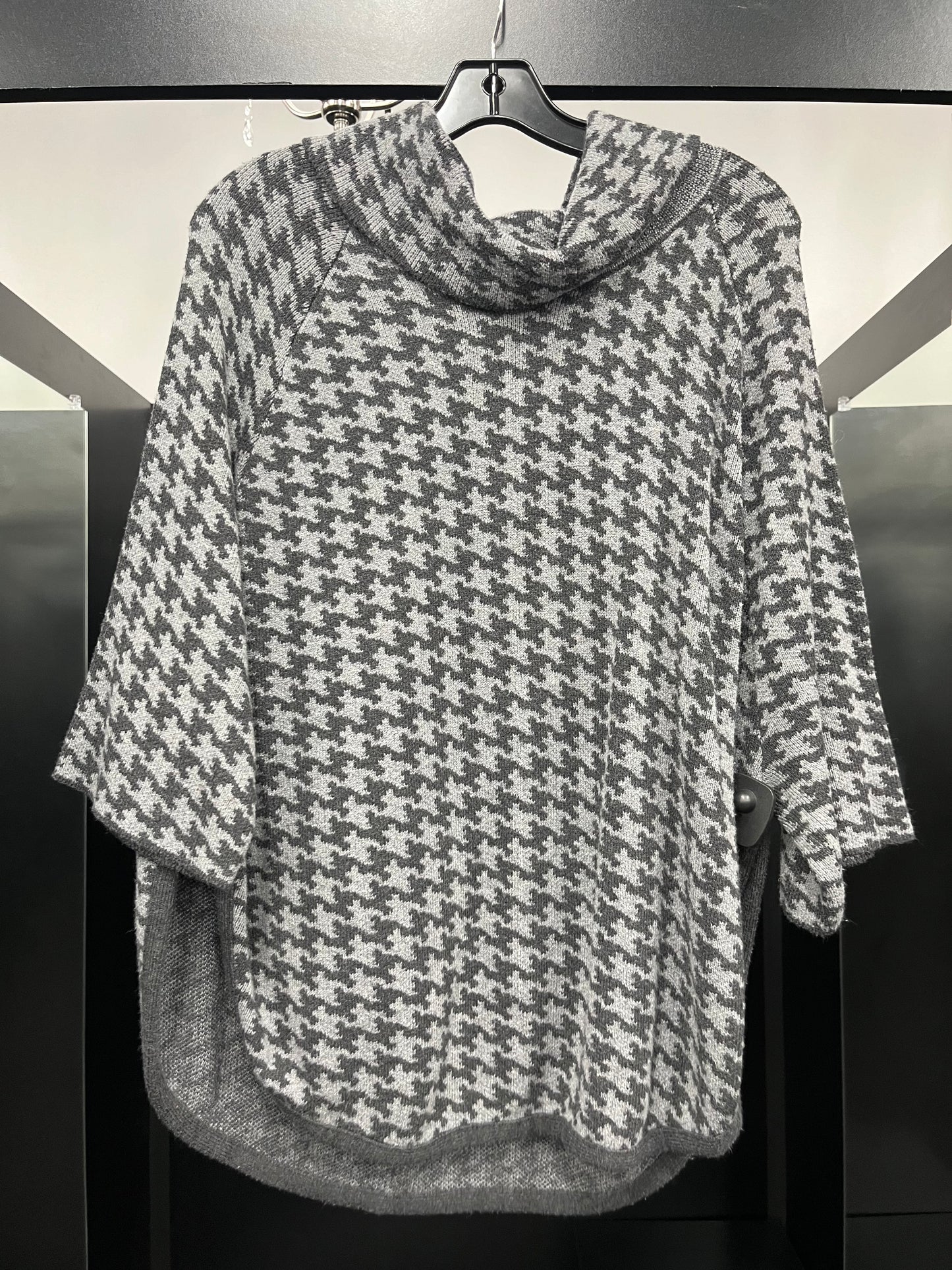 Grey Poncho Loft O, Size Xs