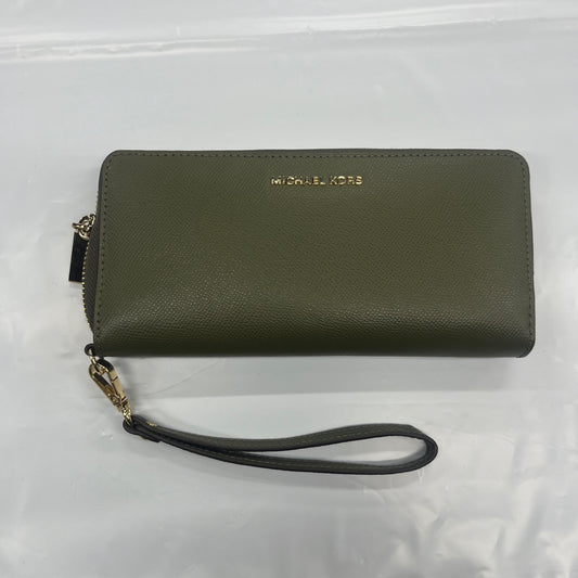 Wallet By Michael Kors  Size: Large