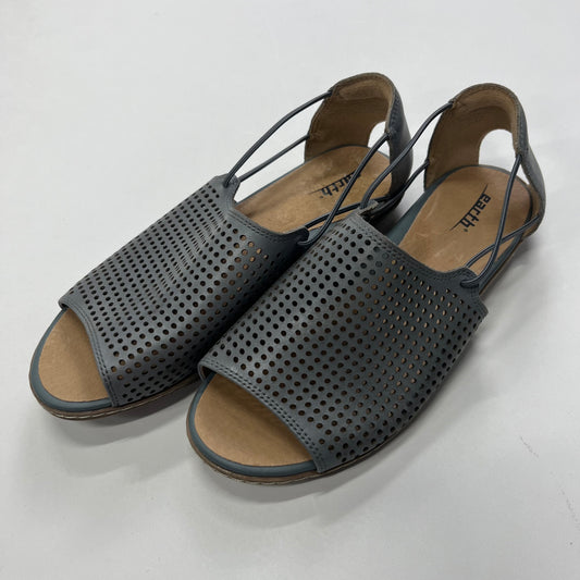 Sandals Flats By Earth  Size: 7.5