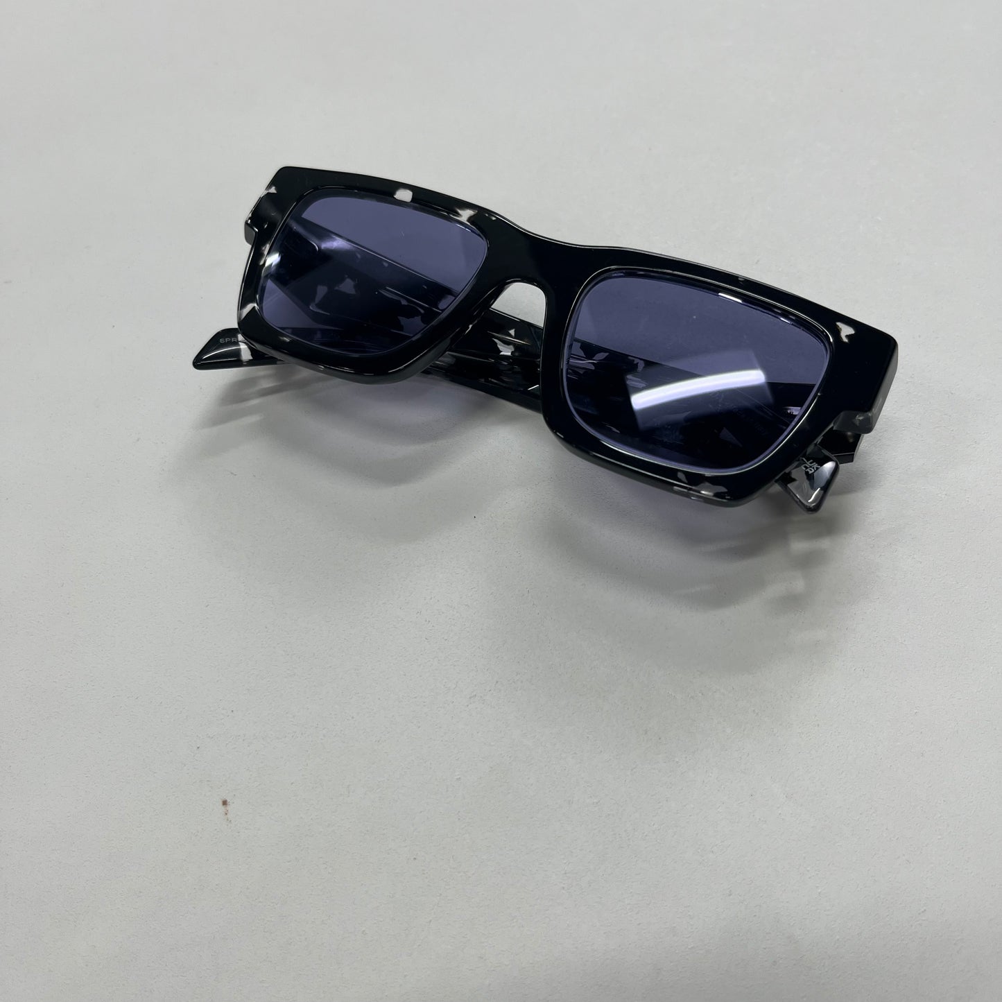 Sunglasses Prada, Size 01 Piece