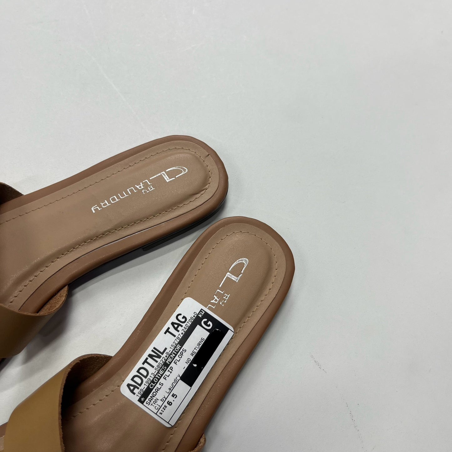 Tan Sandals Flip Flops Cl By Laundry, Size 6.5