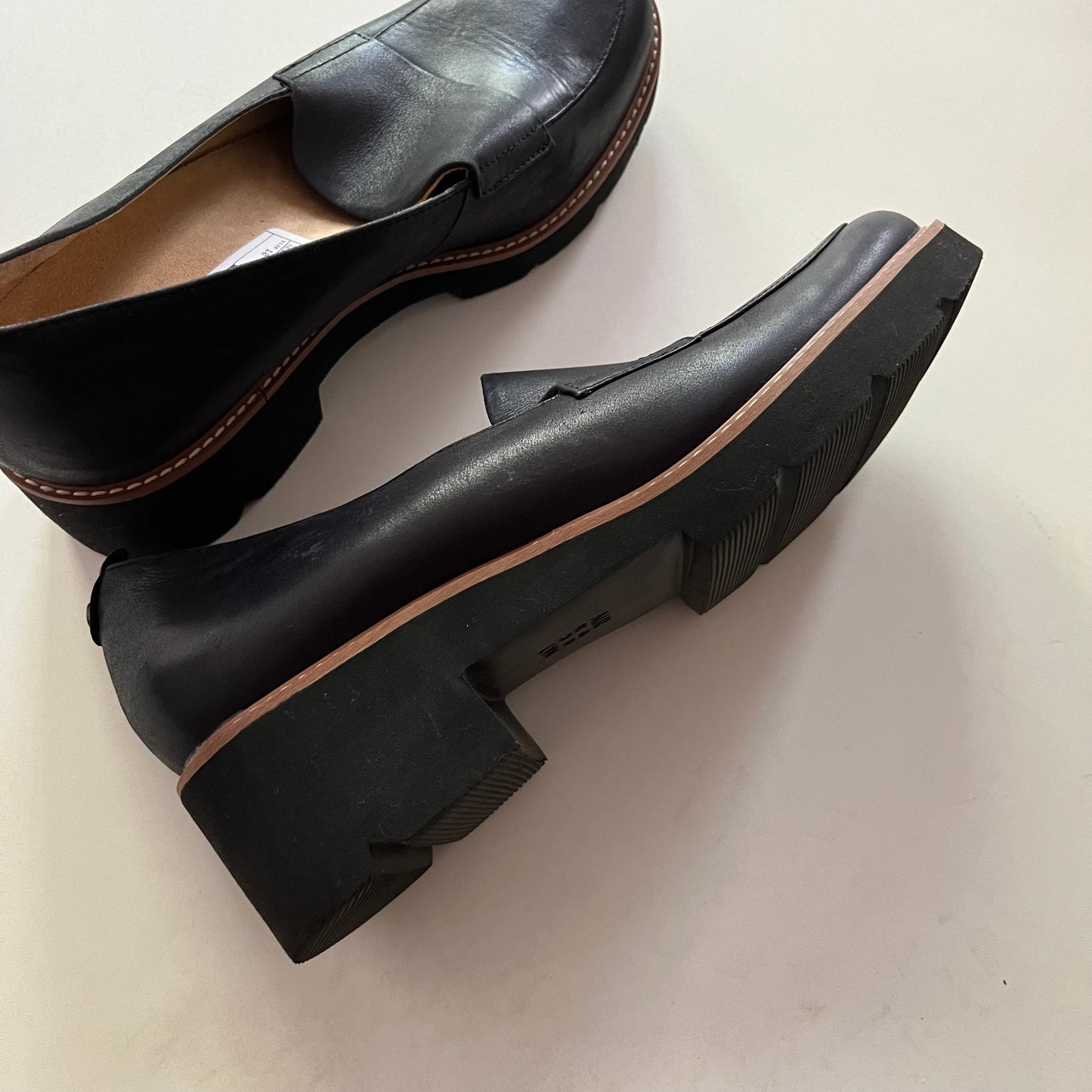 Shoes Flats Loafer Oxford By Naturalizer In Black, Size: 10