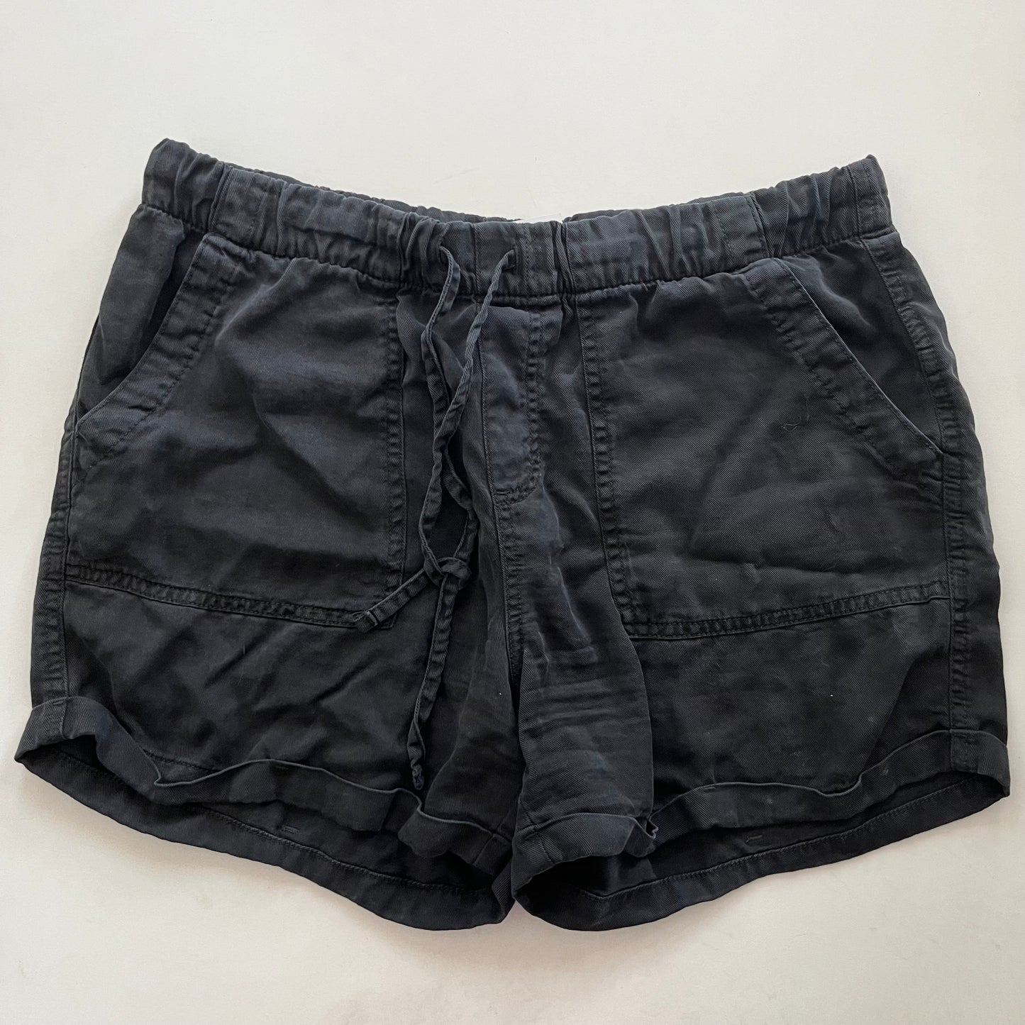 Shorts By Gap In Black, Size: 8