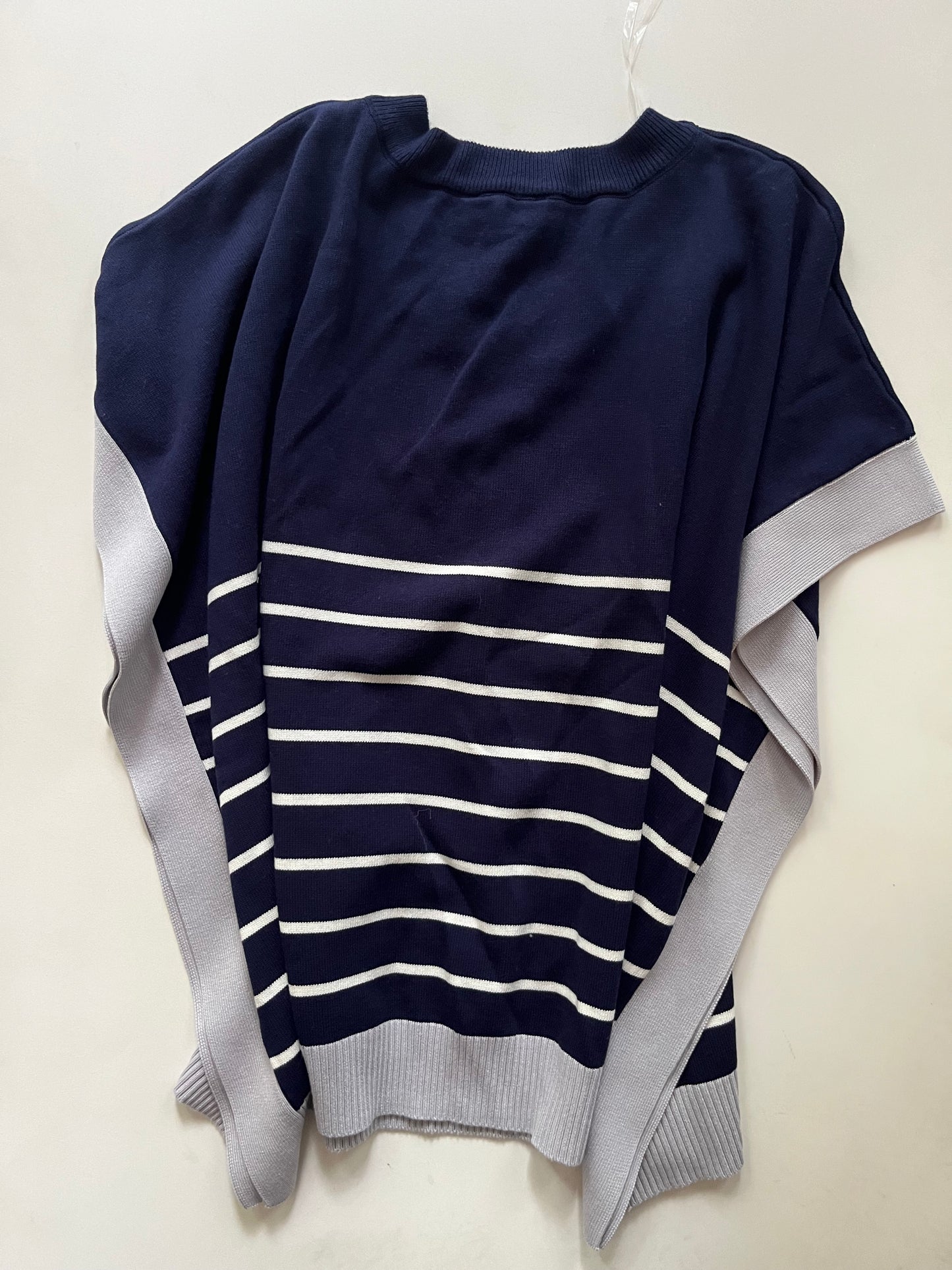 Sweater By Entro In Striped, Size: S