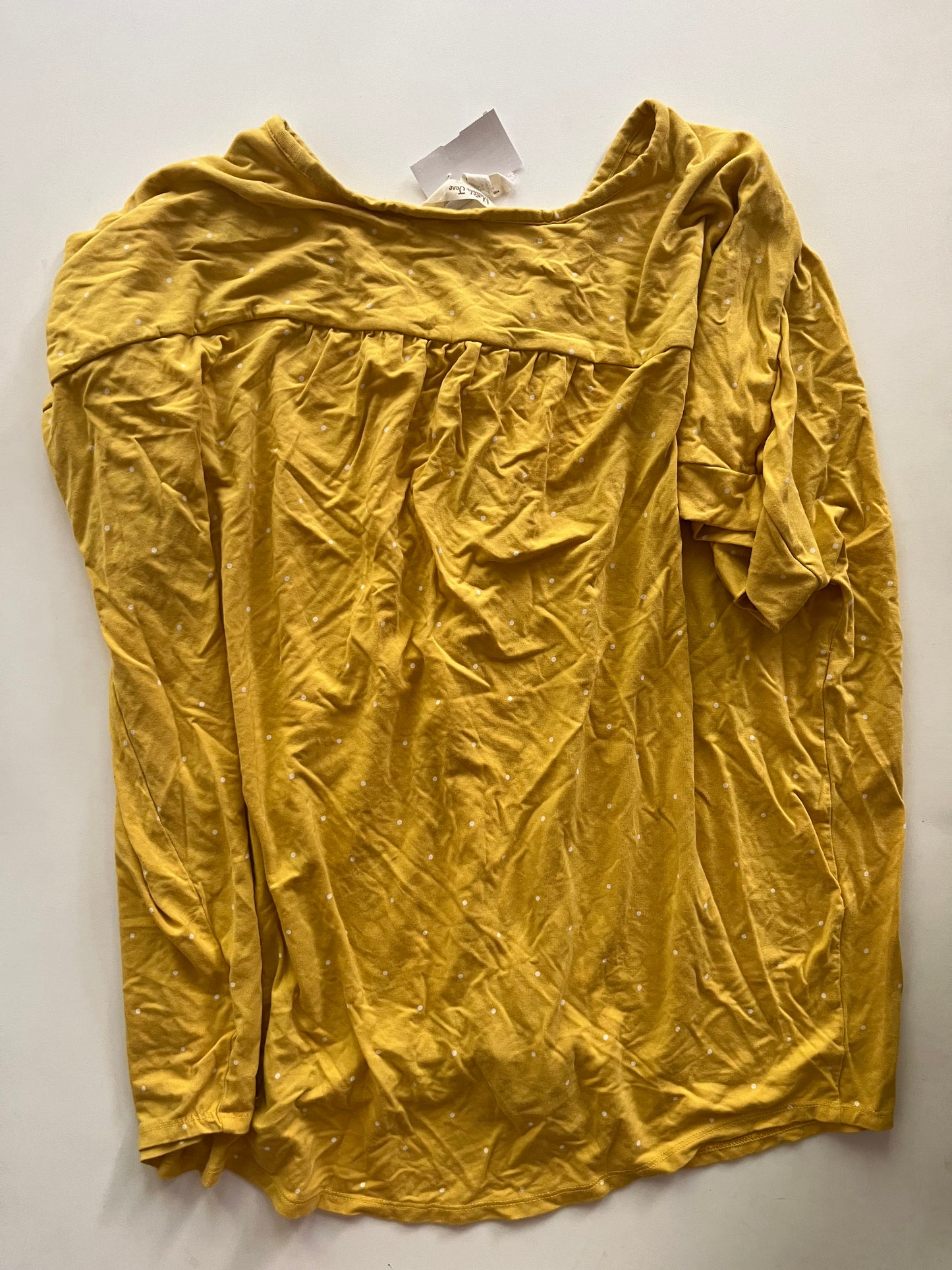 Top Short Sleeve By Matilda Jane In Mustard, Size: L