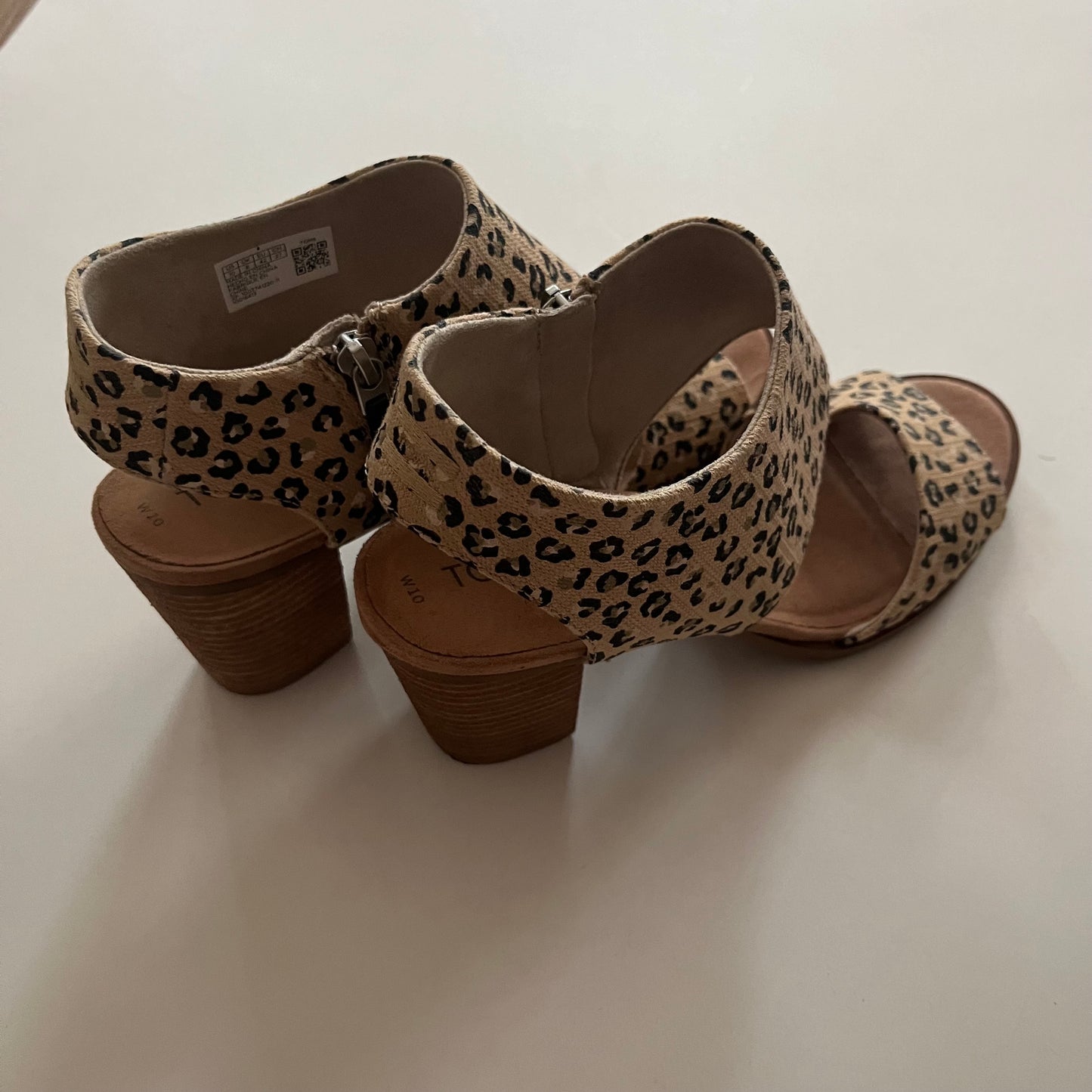 Sandals Heels Block By Toms In Animal Print, Size: 10