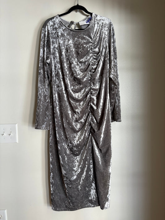 Dress Party Midi By Cmc In Silver, Size: 1x