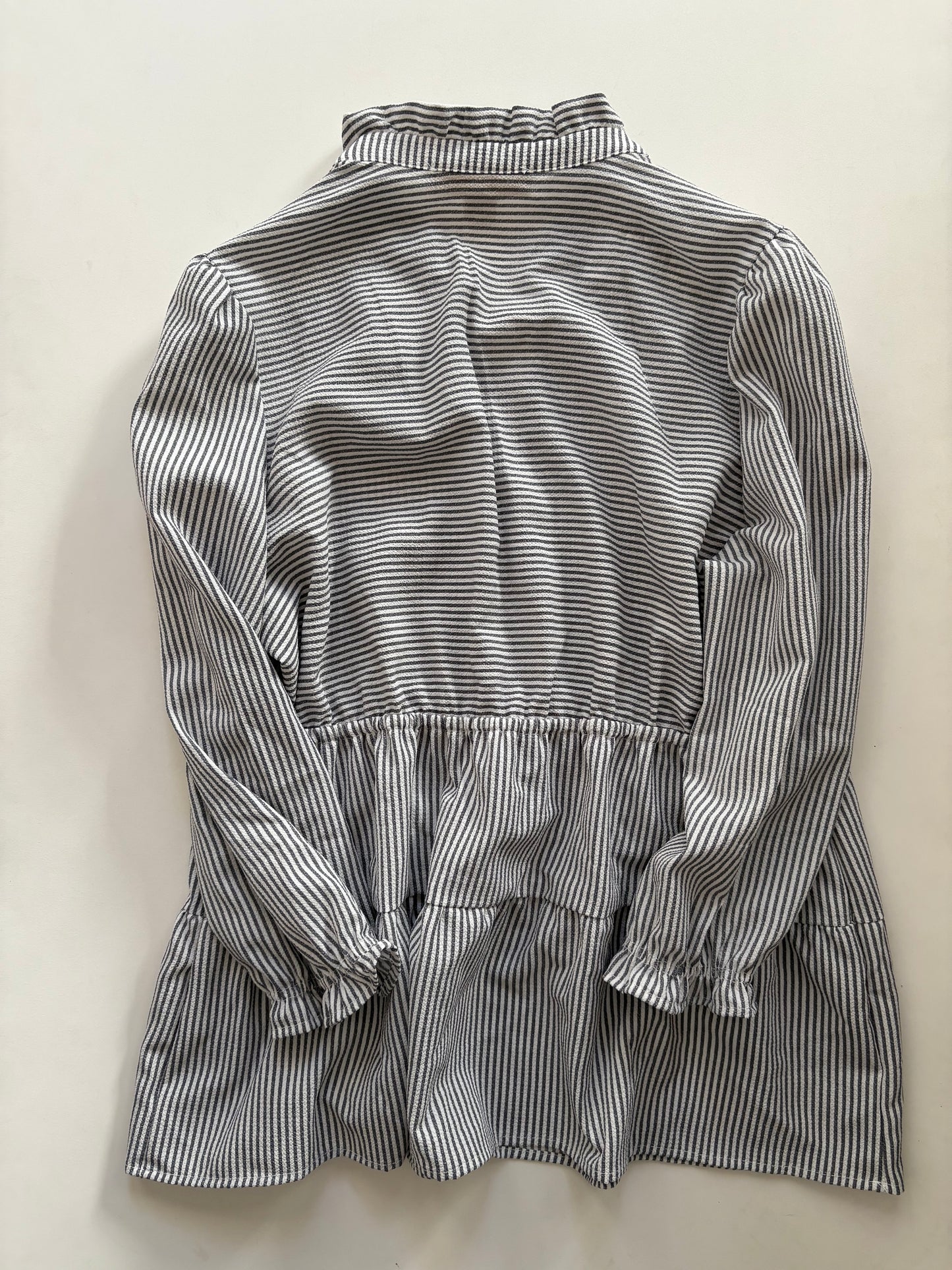 Blouse Long Sleeve By Monteau In Striped Pattern, Size: L