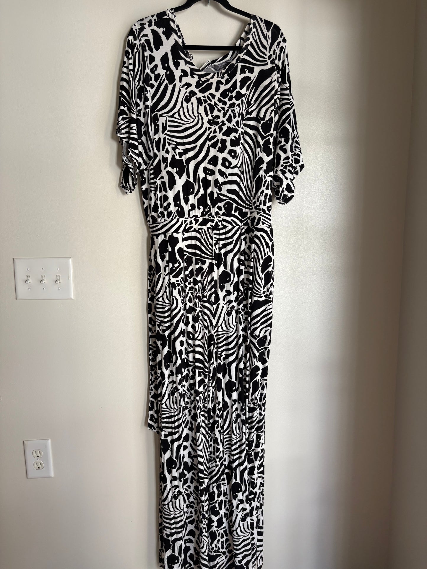 Jumpsuit By Lisa Rinna In Black & White, Size: 1x