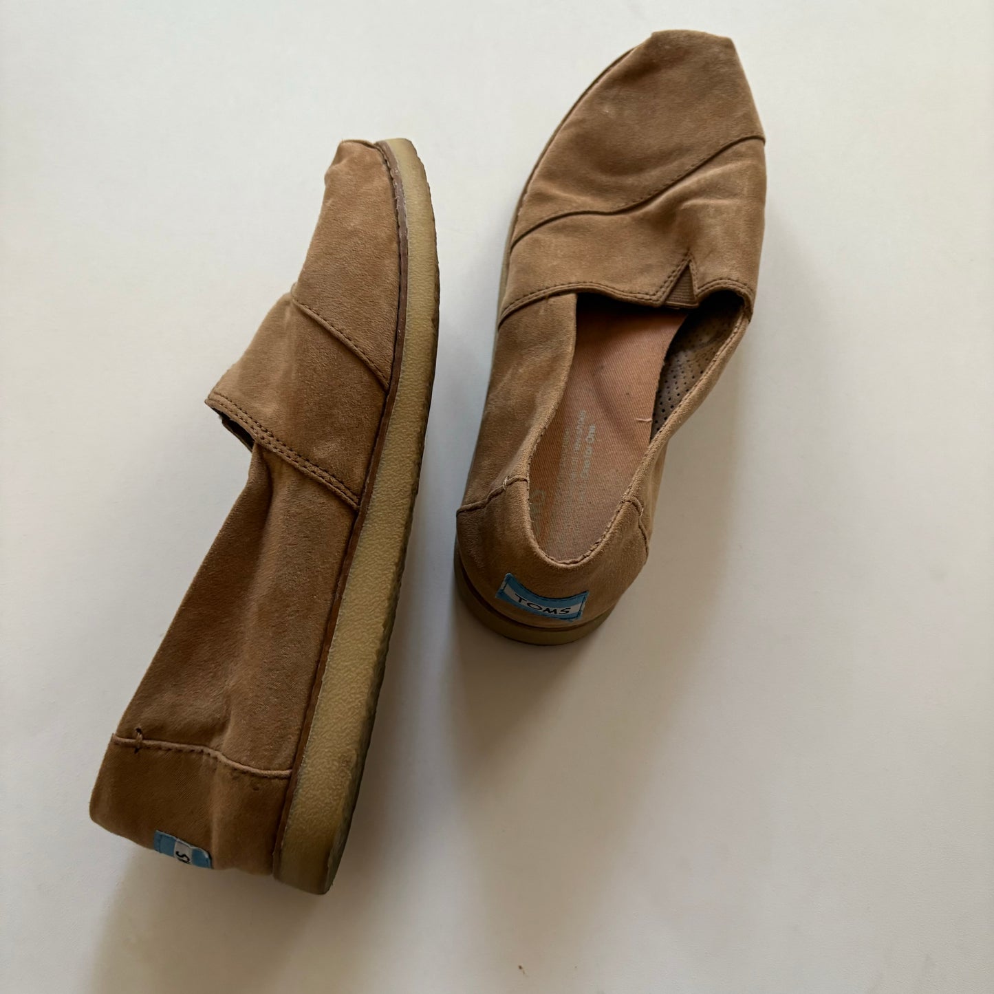 Shoes Flats By Toms In Brown, Size: 8