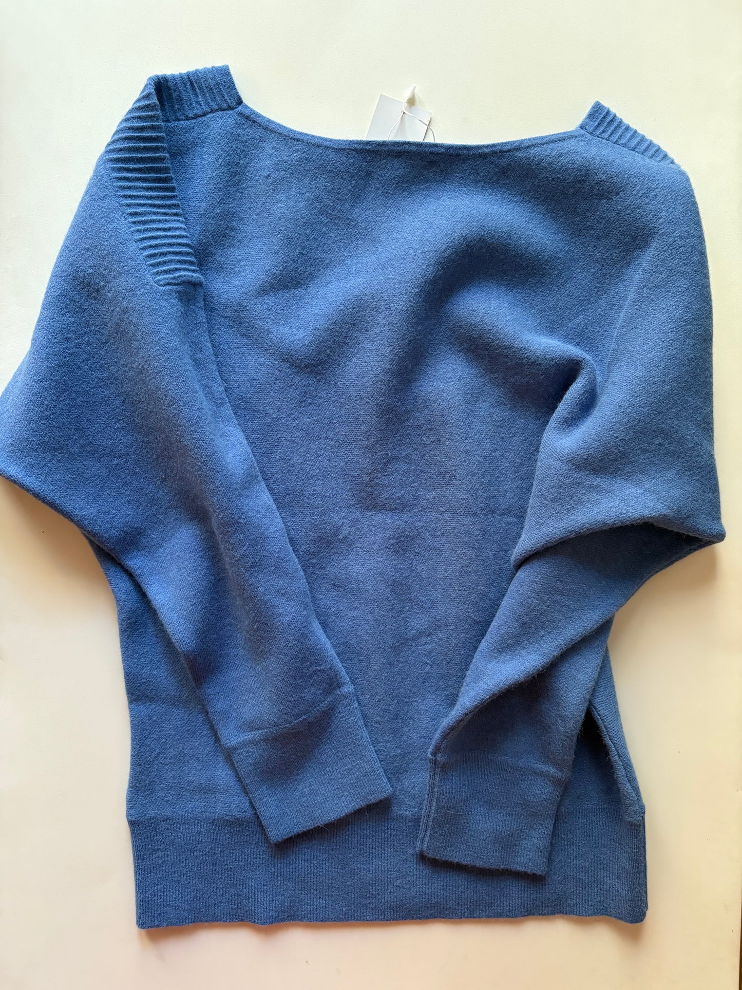 Sweater By Vision In Blue, Size: L