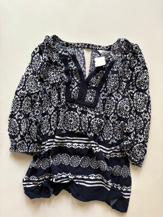 Top 3/4 Sleeve By Crown And Ivy In Navy, Size: M