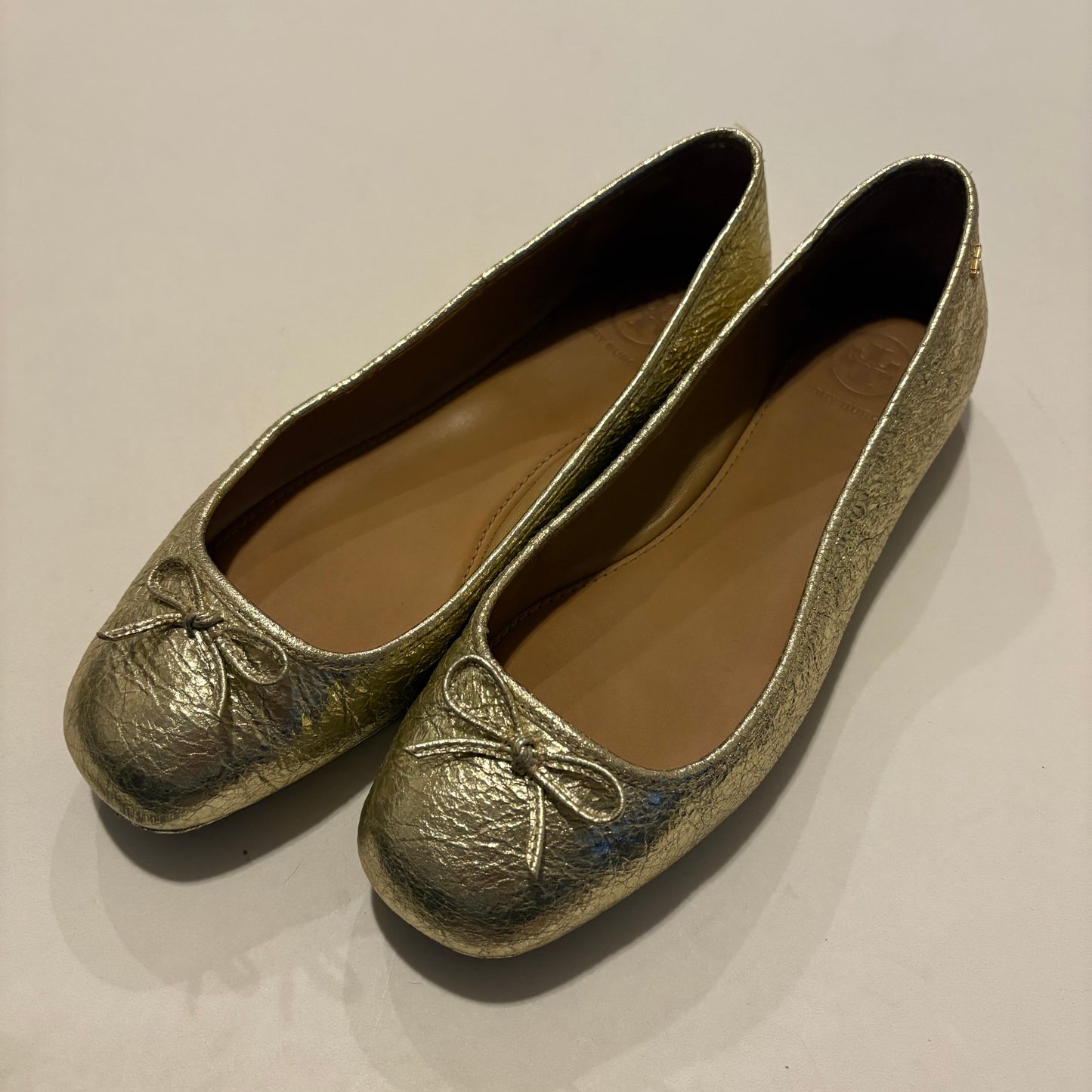 Shoes Flats By Tory Burch In Gold, Size: 7