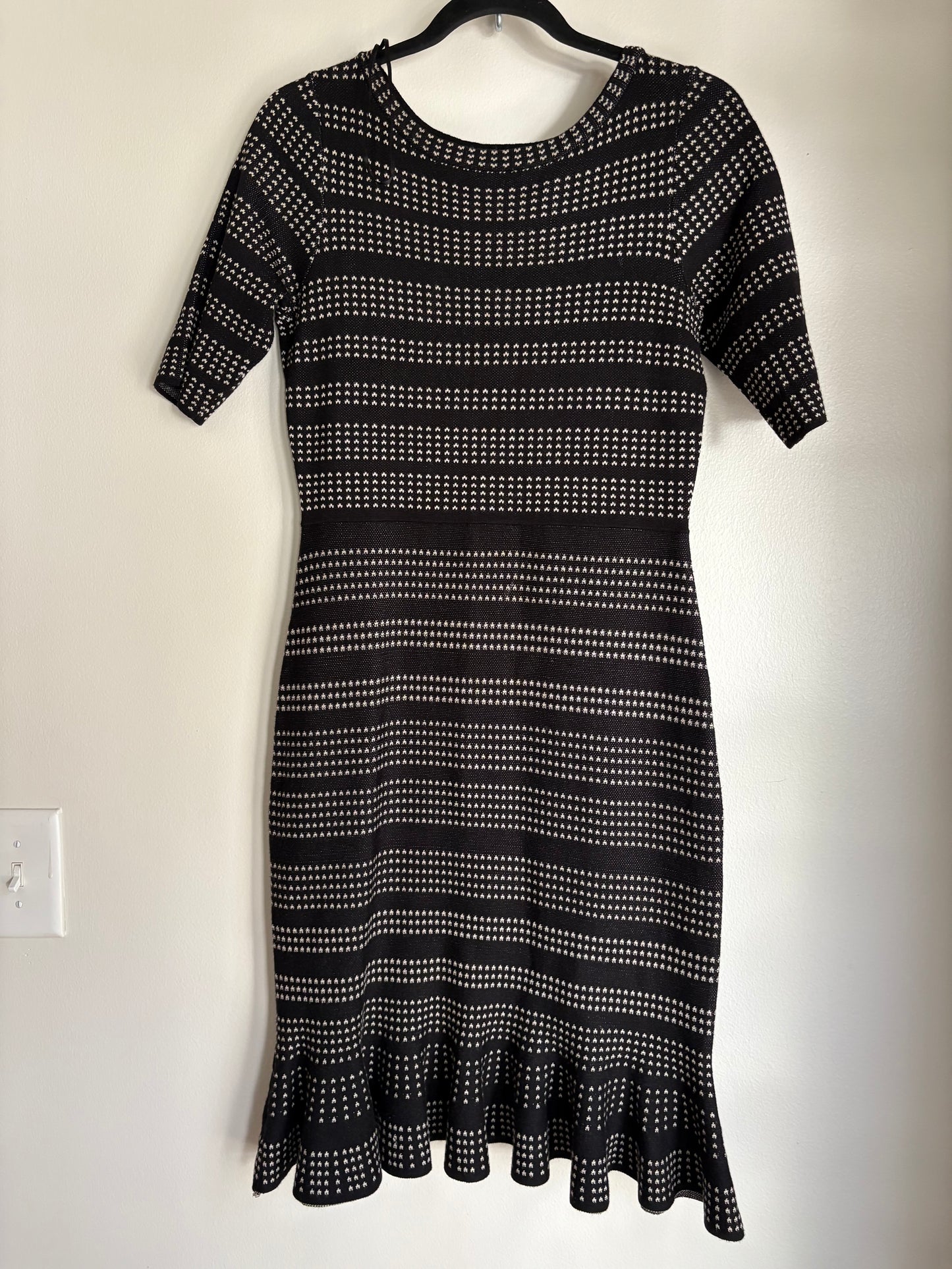 Dress Work By Taylor In Black & White, Size: M