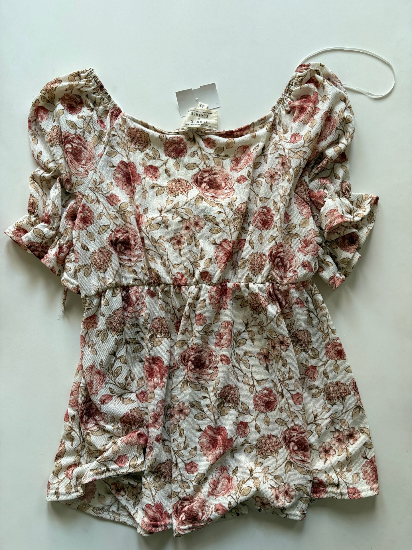 Top Short Sleeve By Flower & Feather In Floral Print, Size: Xs