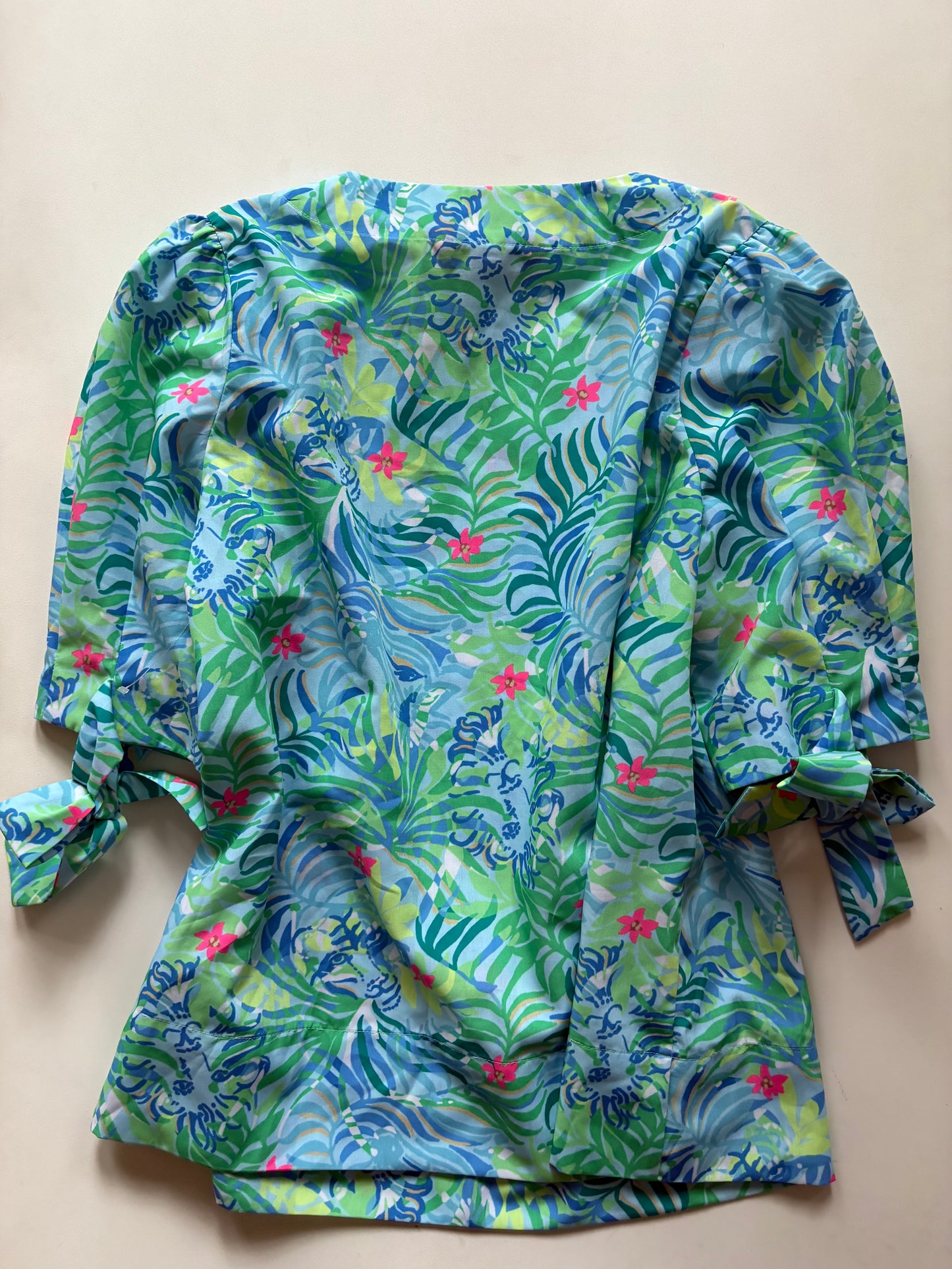 Top Short Sleeve By Lilly Pulitzer In Floral Print, Size: S