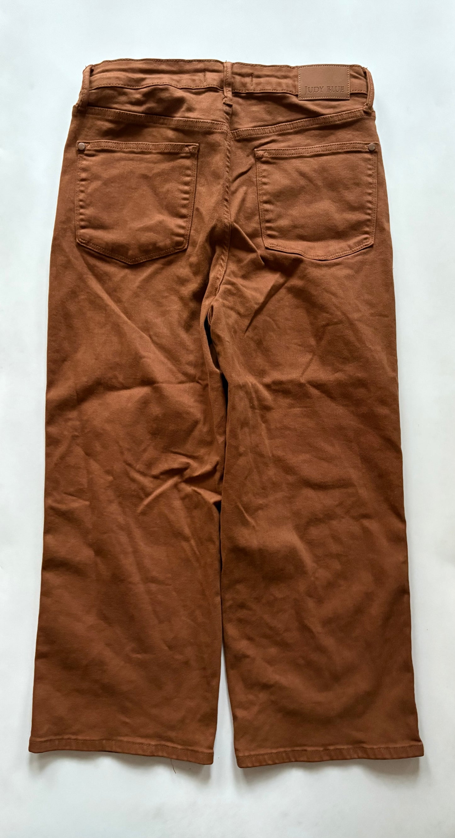 Jeans Flared By Judy Blue In Brown, Size: 12