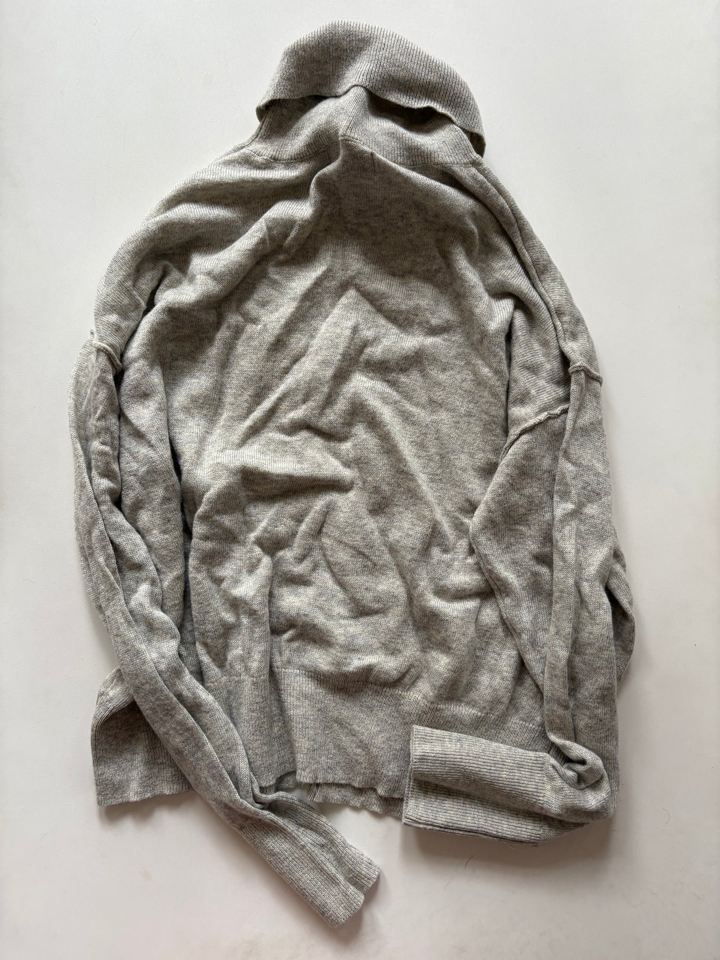 Sweater By Becool In Grey, Size: L