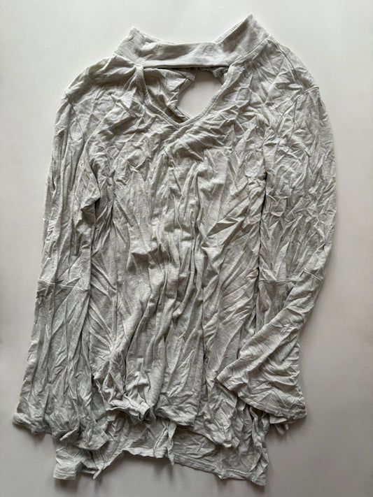 Top Long Sleeve By Ava James In Cream, Size: L