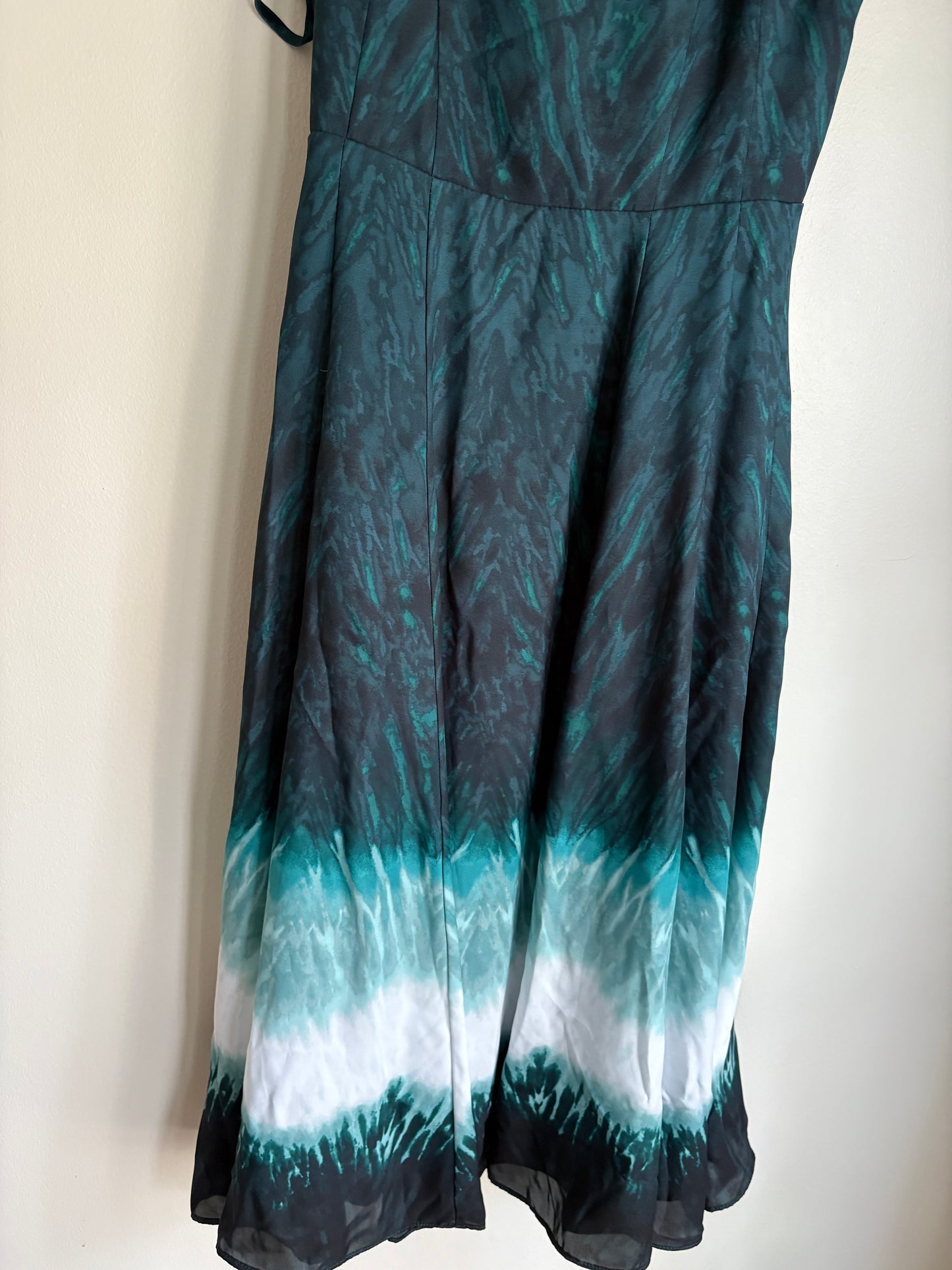 Dress Party Long By White House Black Market In Green, Size: S