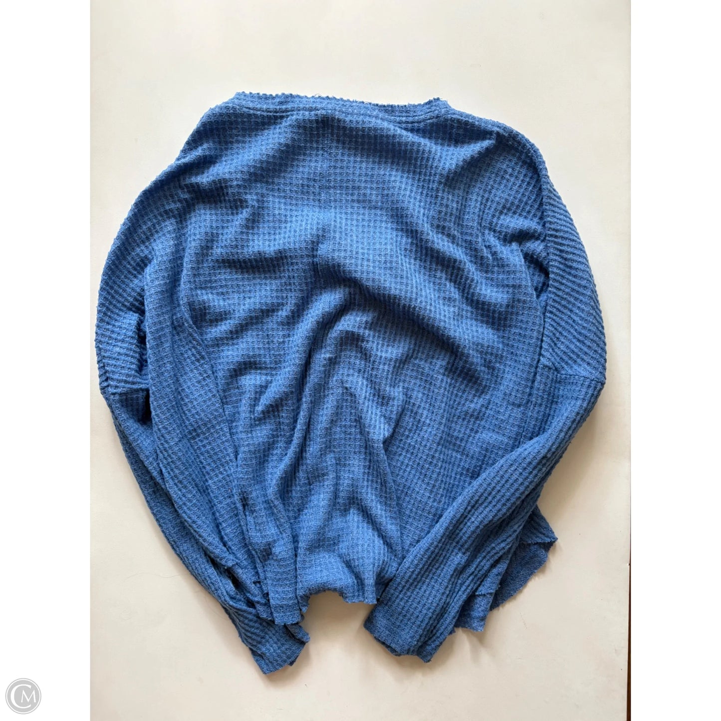 Top Long Sleeve By Urban Outfitters In Blue, Size: M
