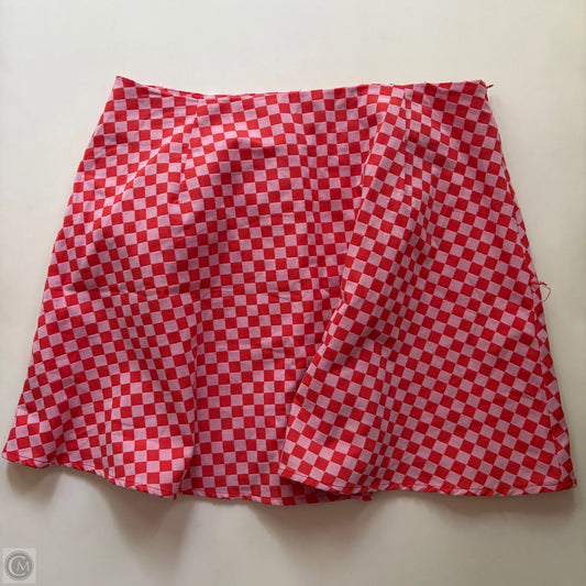Skirt Mini & Short By Crown And Ivy In Checkered Pattern, Size: 10