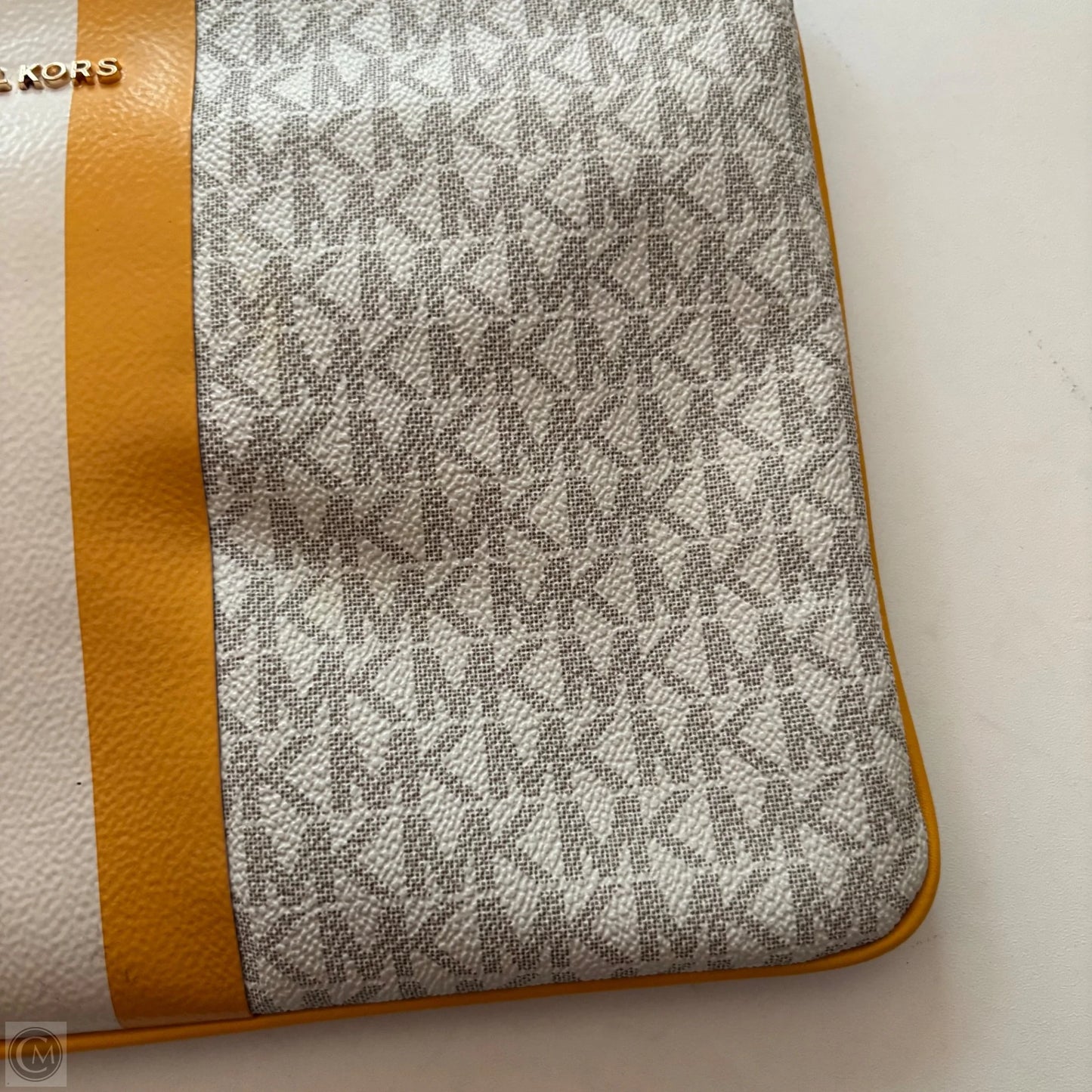 Wristlet Designer By Michael Kors, Size: Large