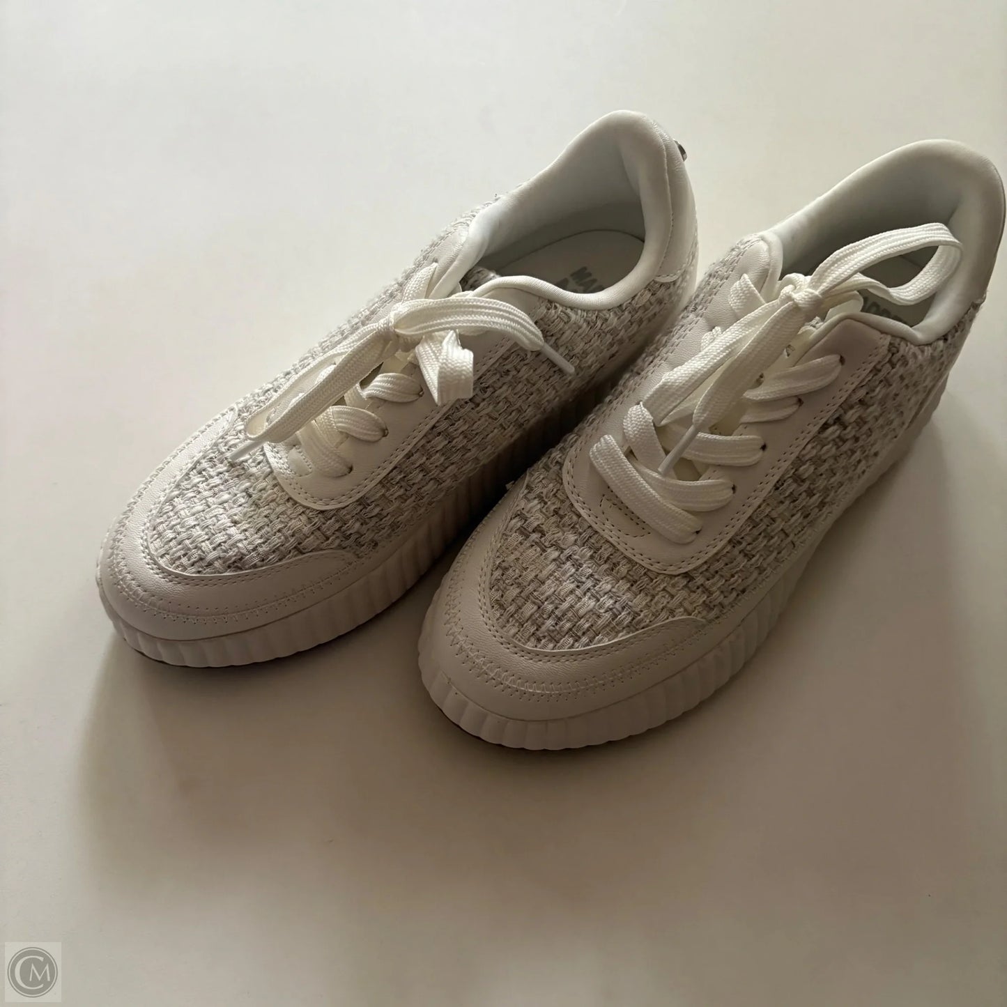 Shoes Designer By Michael Kors In White, Size: 6.5