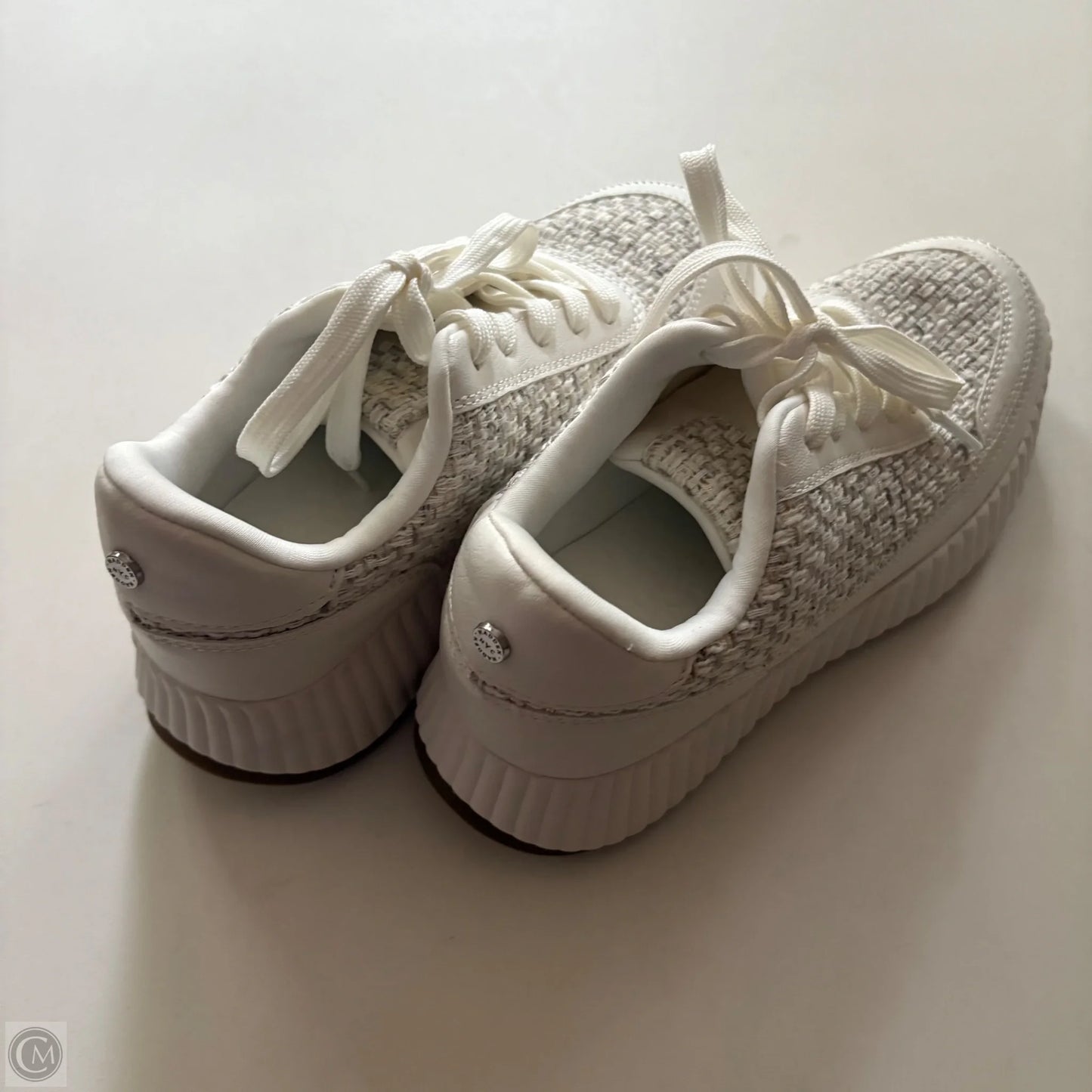Shoes Designer By Michael Kors In White, Size: 6.5